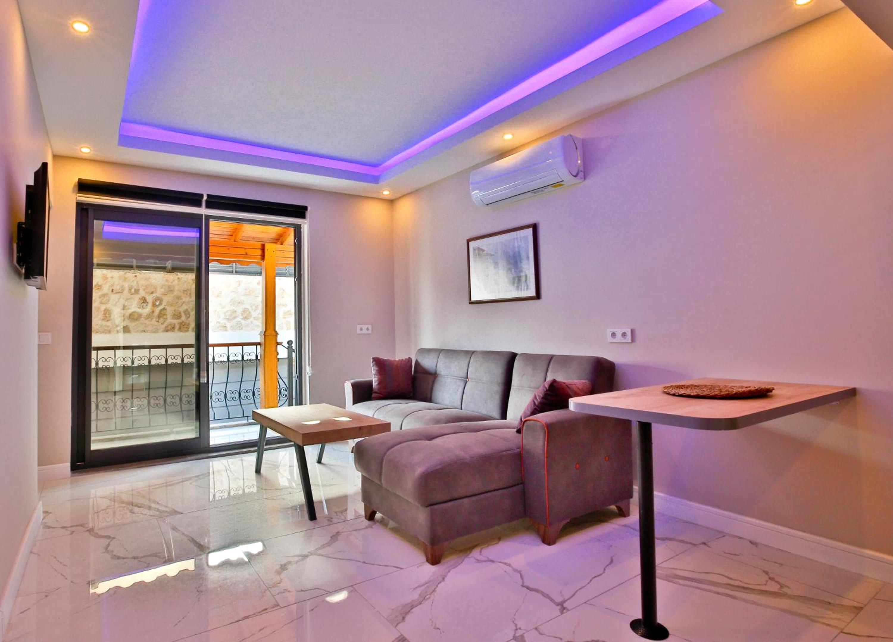 Apartment with Pool View  - Photo 44