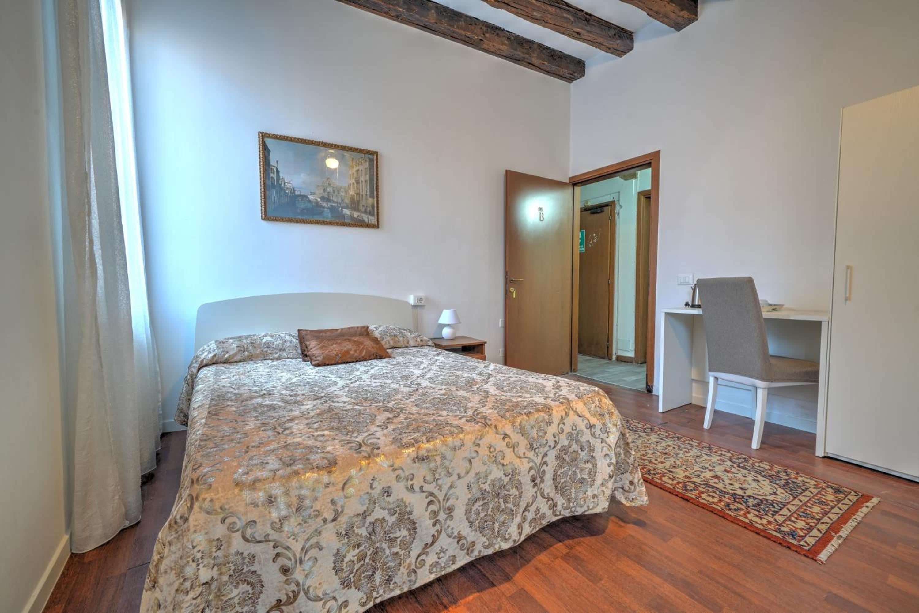 Superior Double Room photo 3