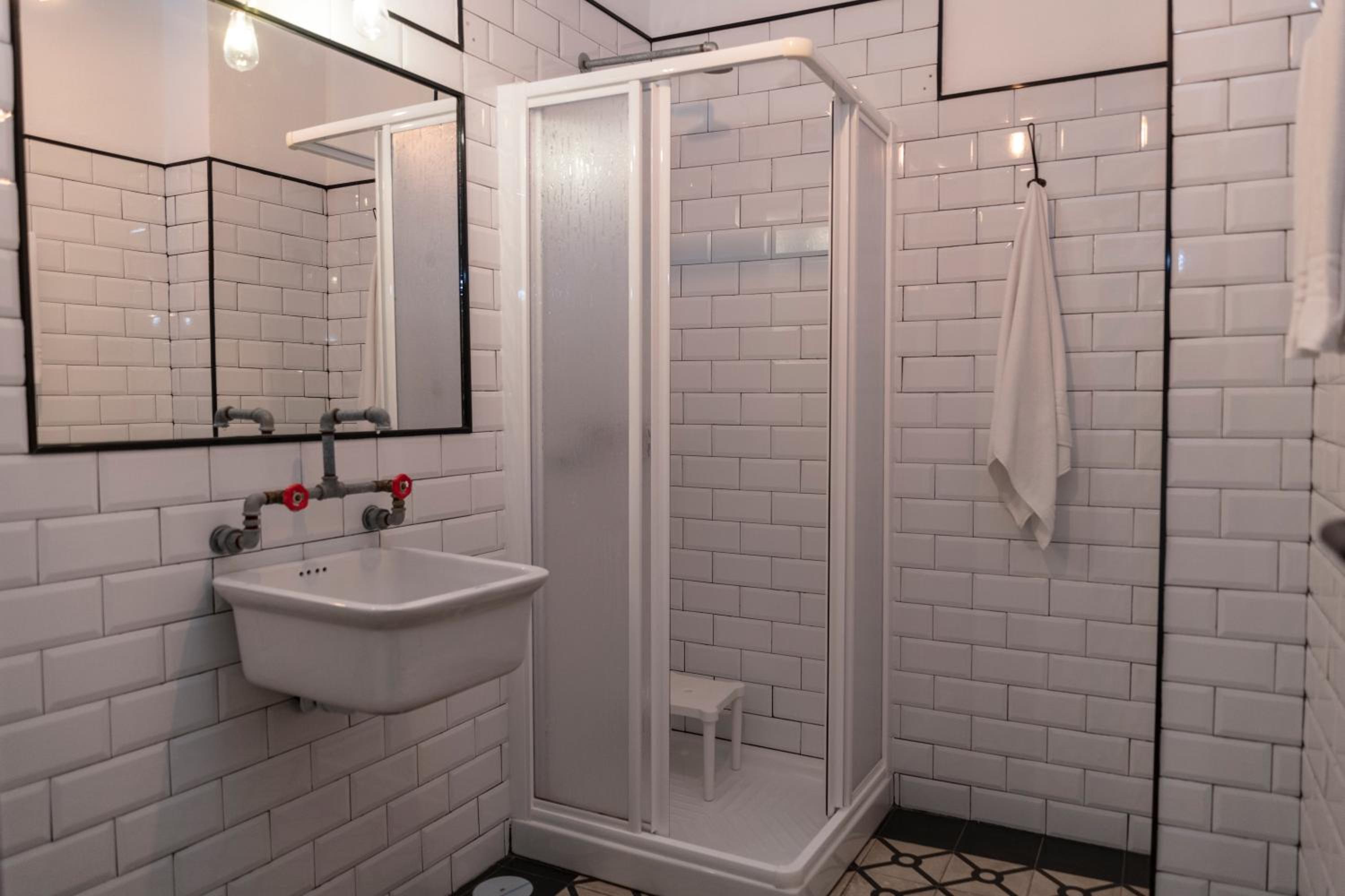Standard Apartment - Photo 17