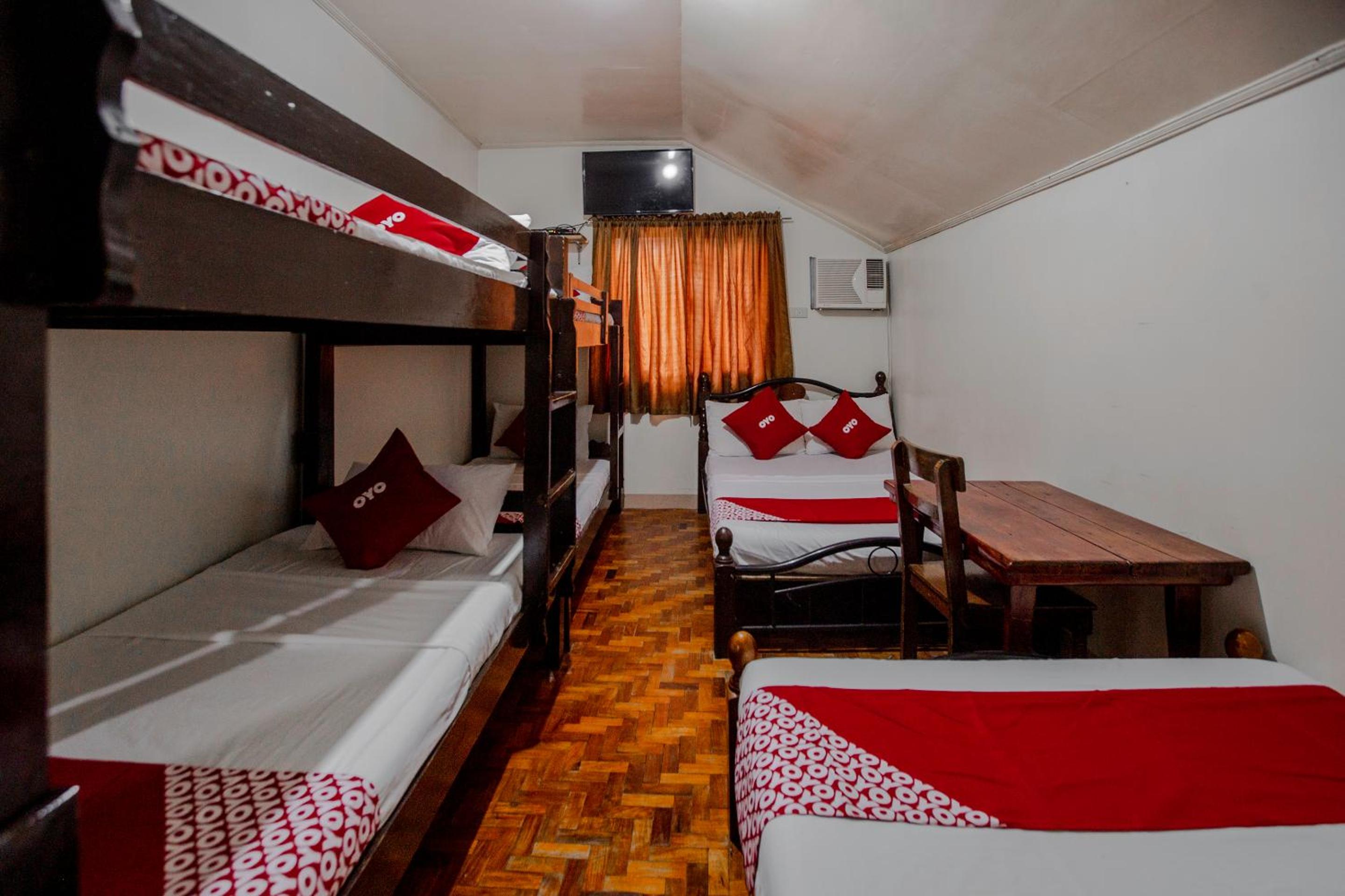 Deluxe Suite - Photo 1