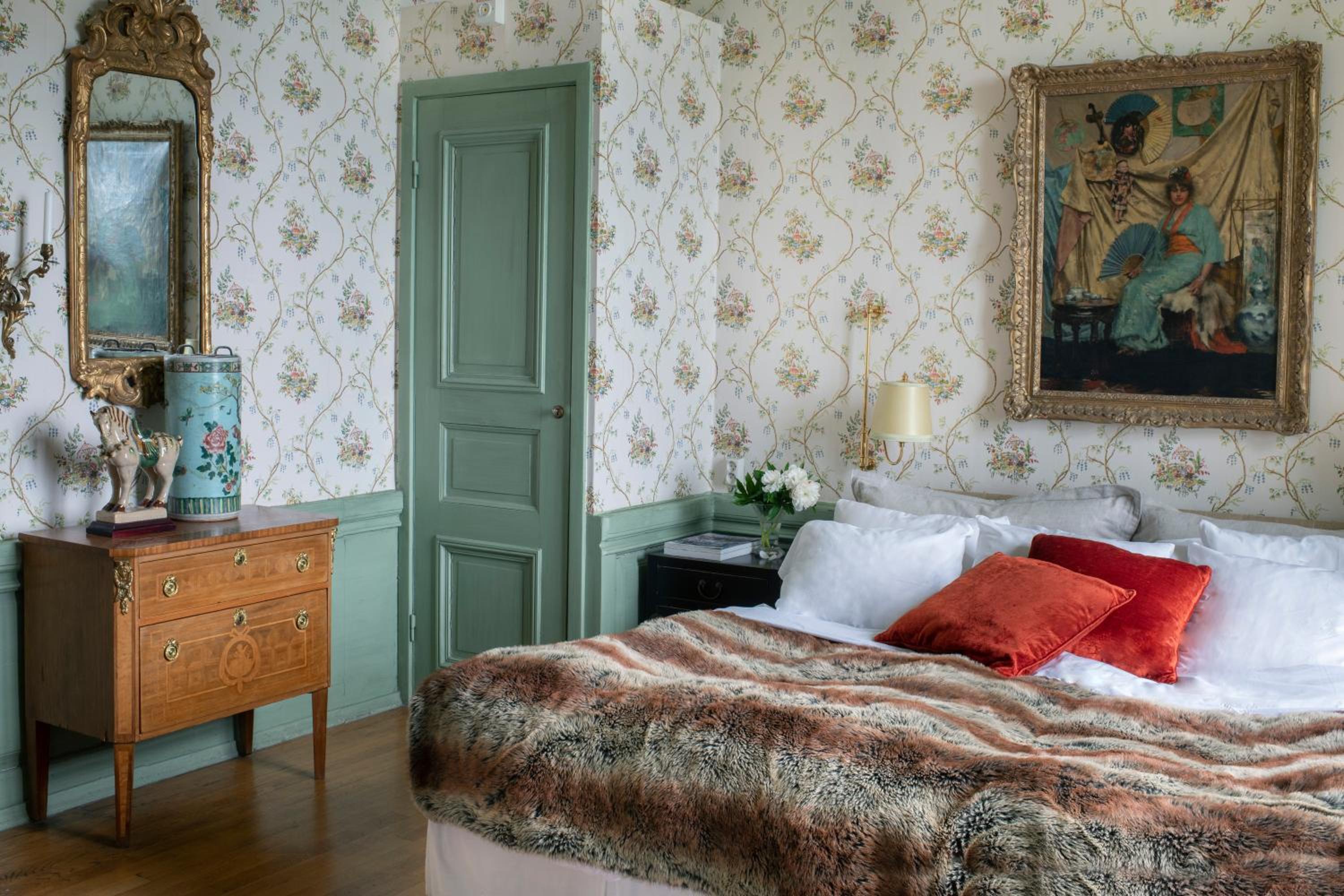 Deluxe Double Room with Dinner Package photo 3