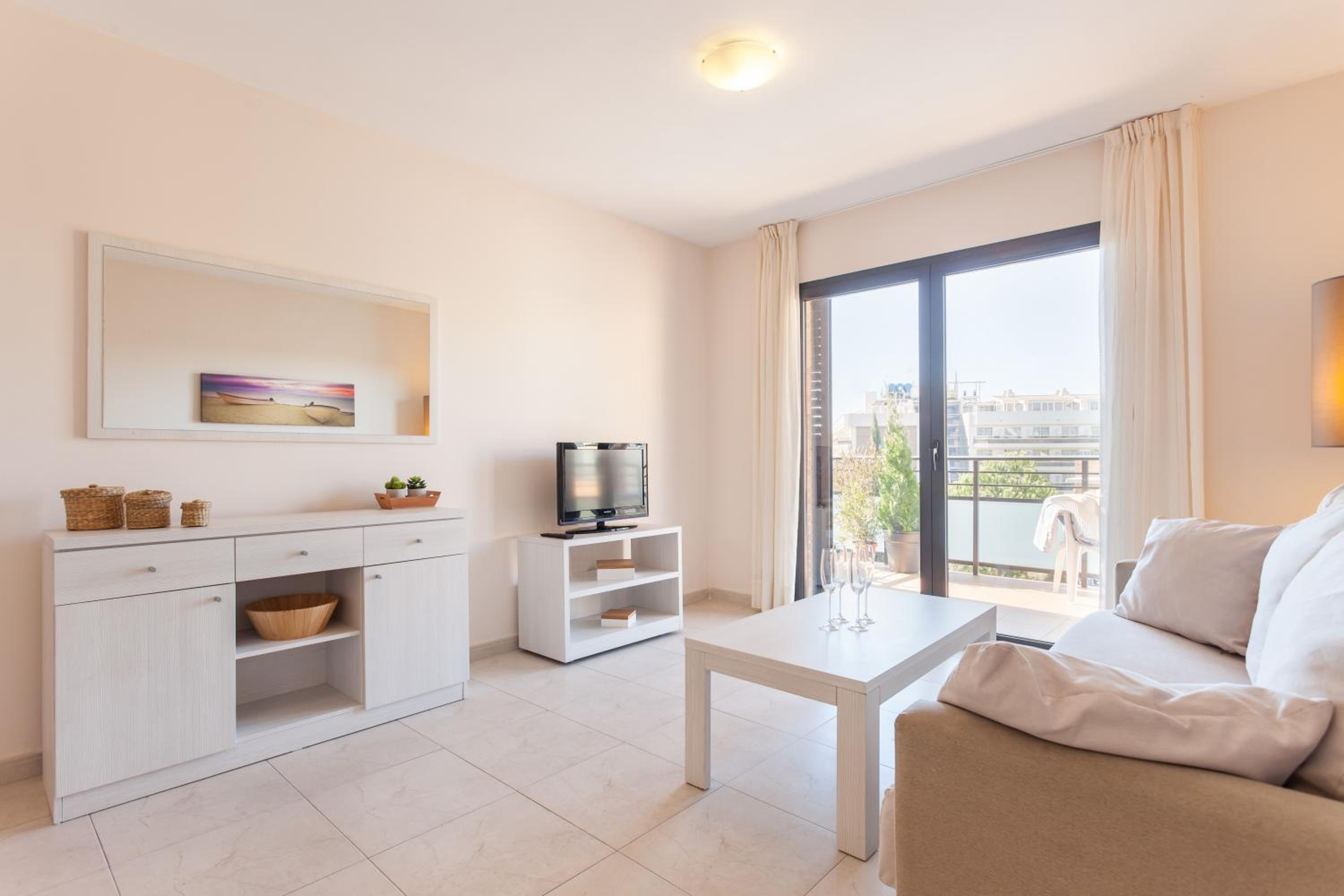 Apartamento de dos habitaciones (2-4 personas)