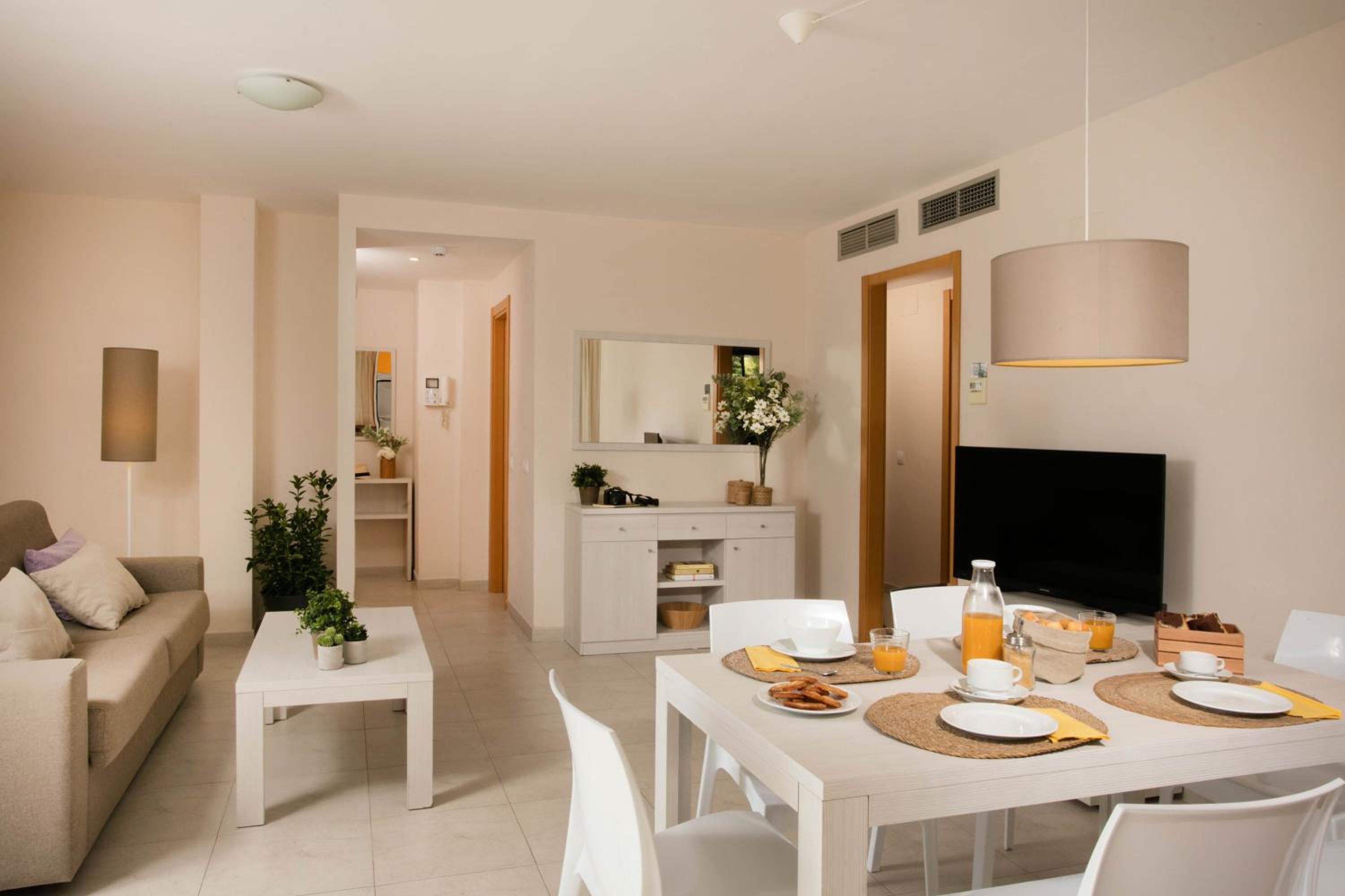 Apartamento Superior de Dos Habitaciones con terraza espaciosa (2 - 6 Personas)