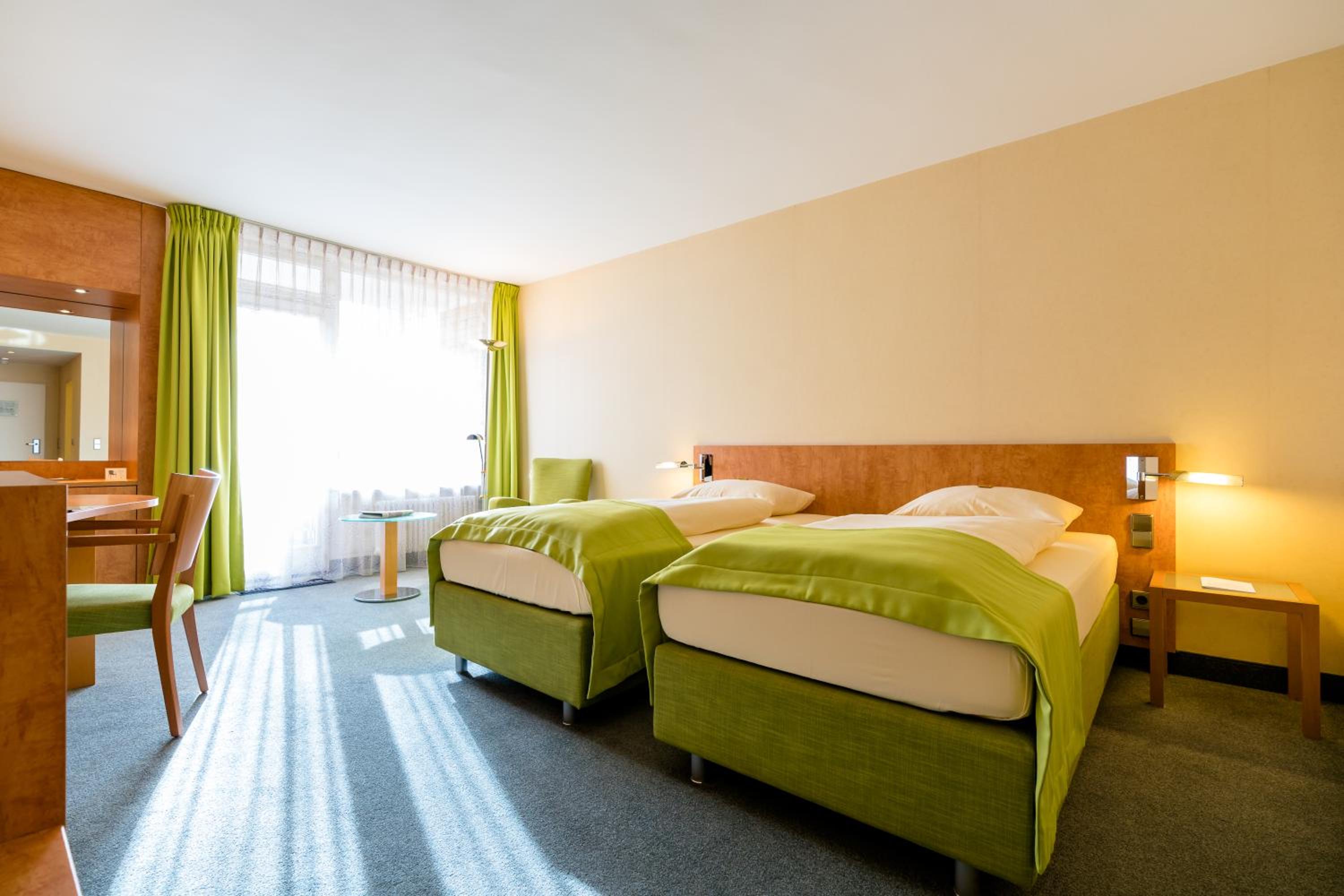 Single Room with Balcony photo 3