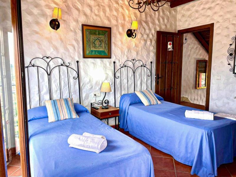 Villa de siete habitaciones con piscina privada