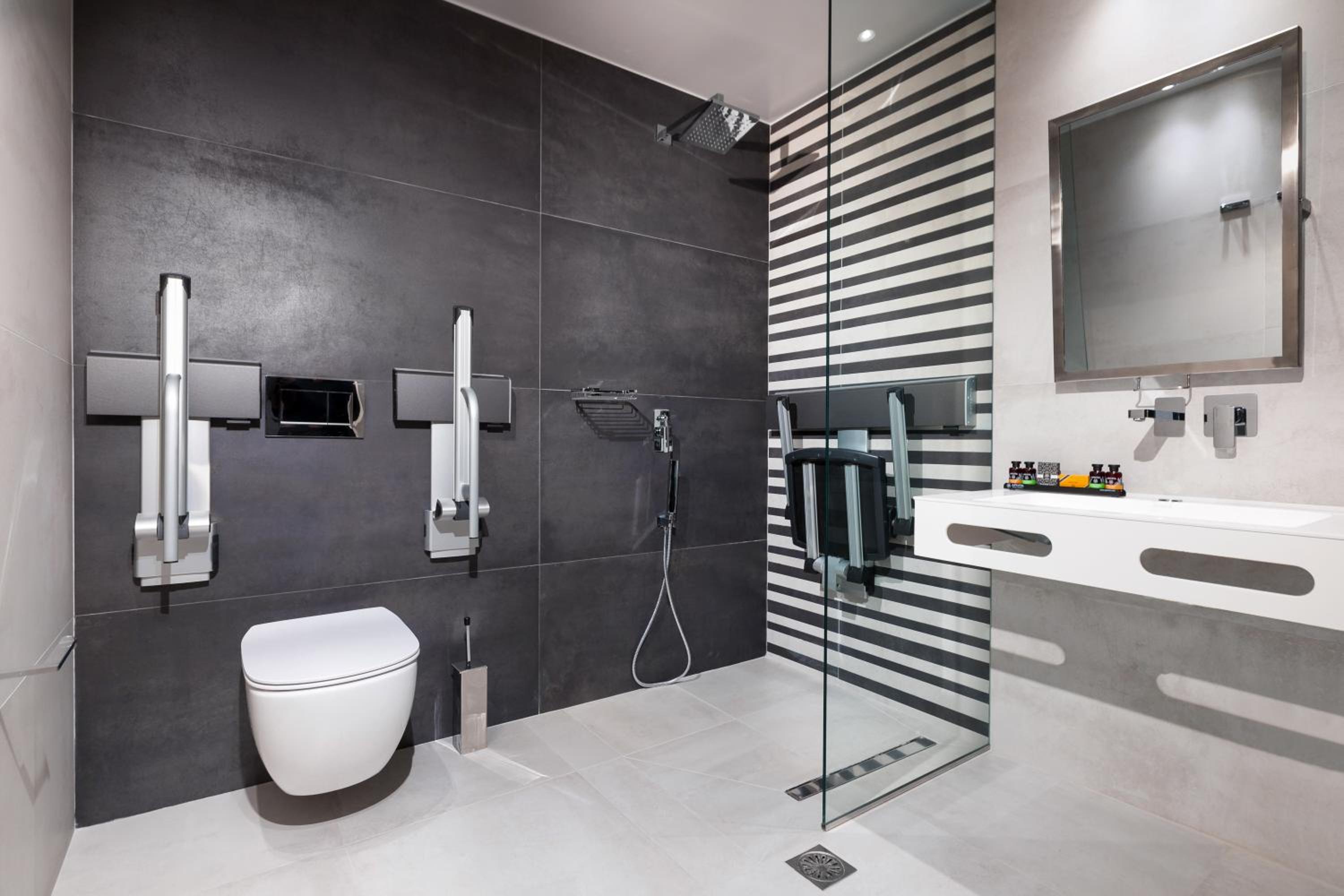 Superior Double or Twin Room photo 3