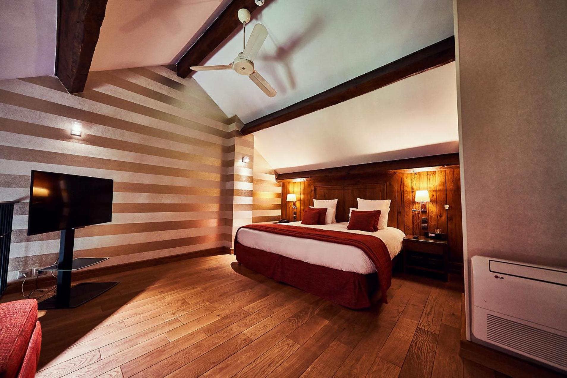Suite - Photo 5