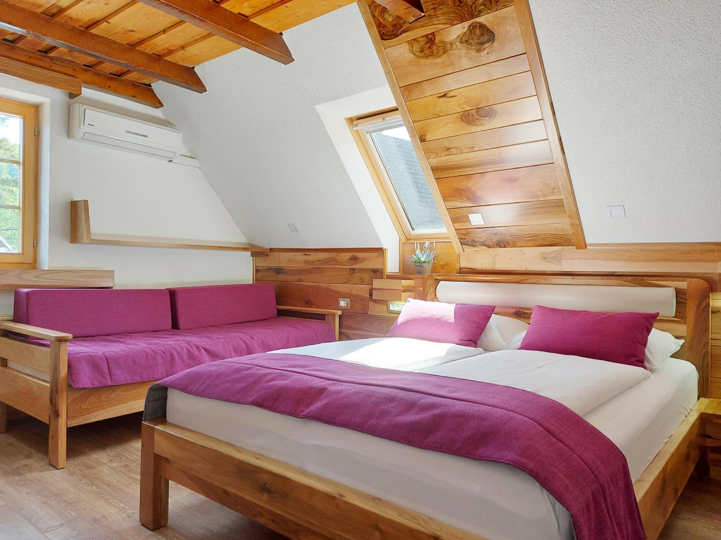 Superior Triple Room - Photo 14