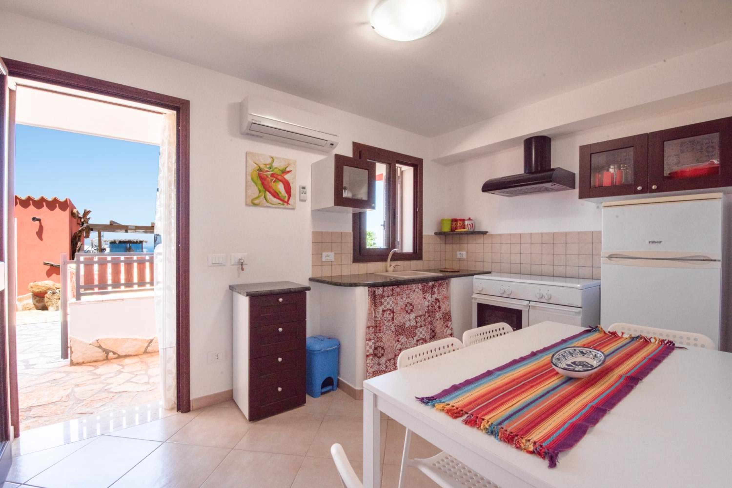 One-Bedroom House photo 2