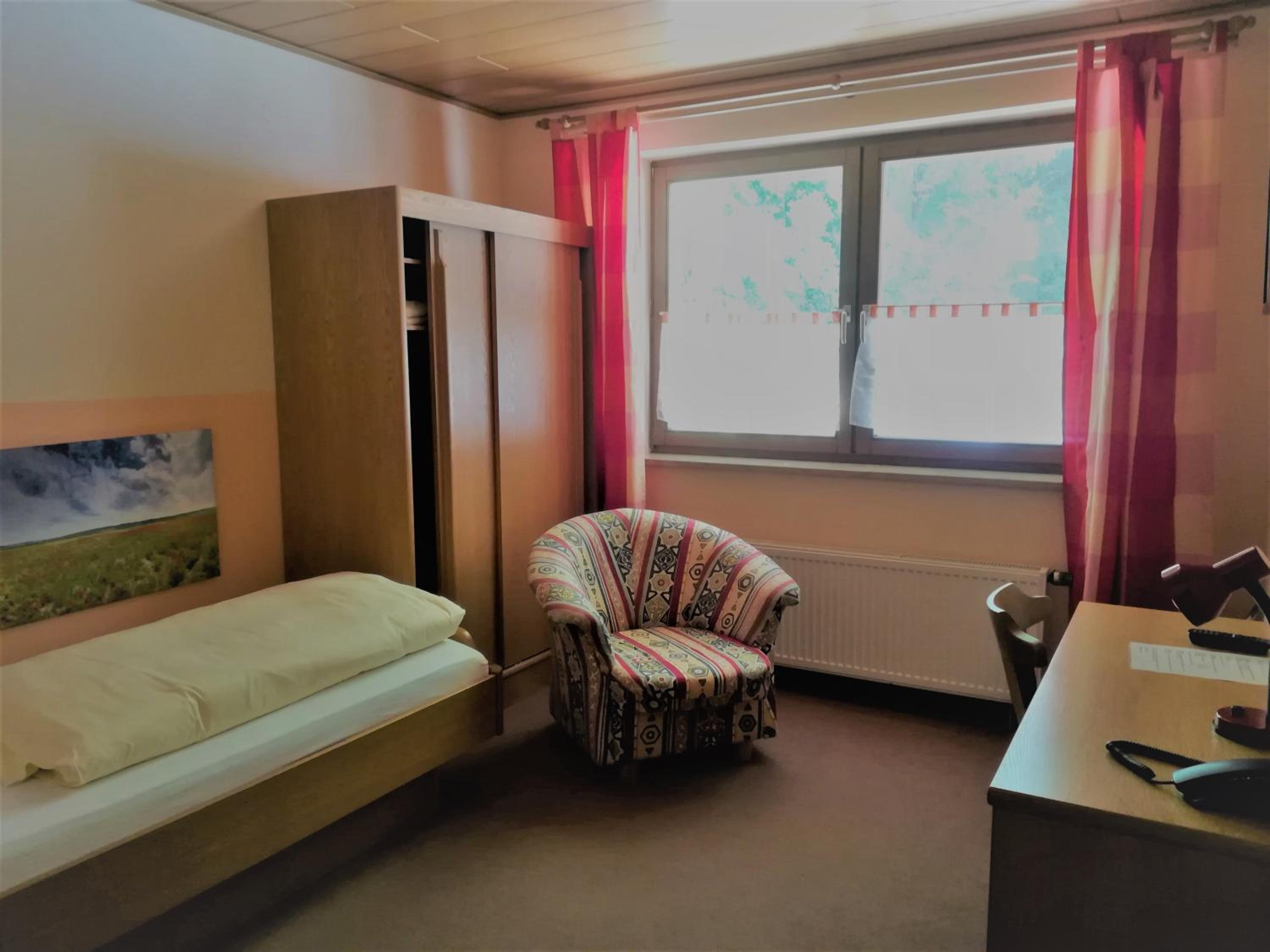 Single Room photo 3