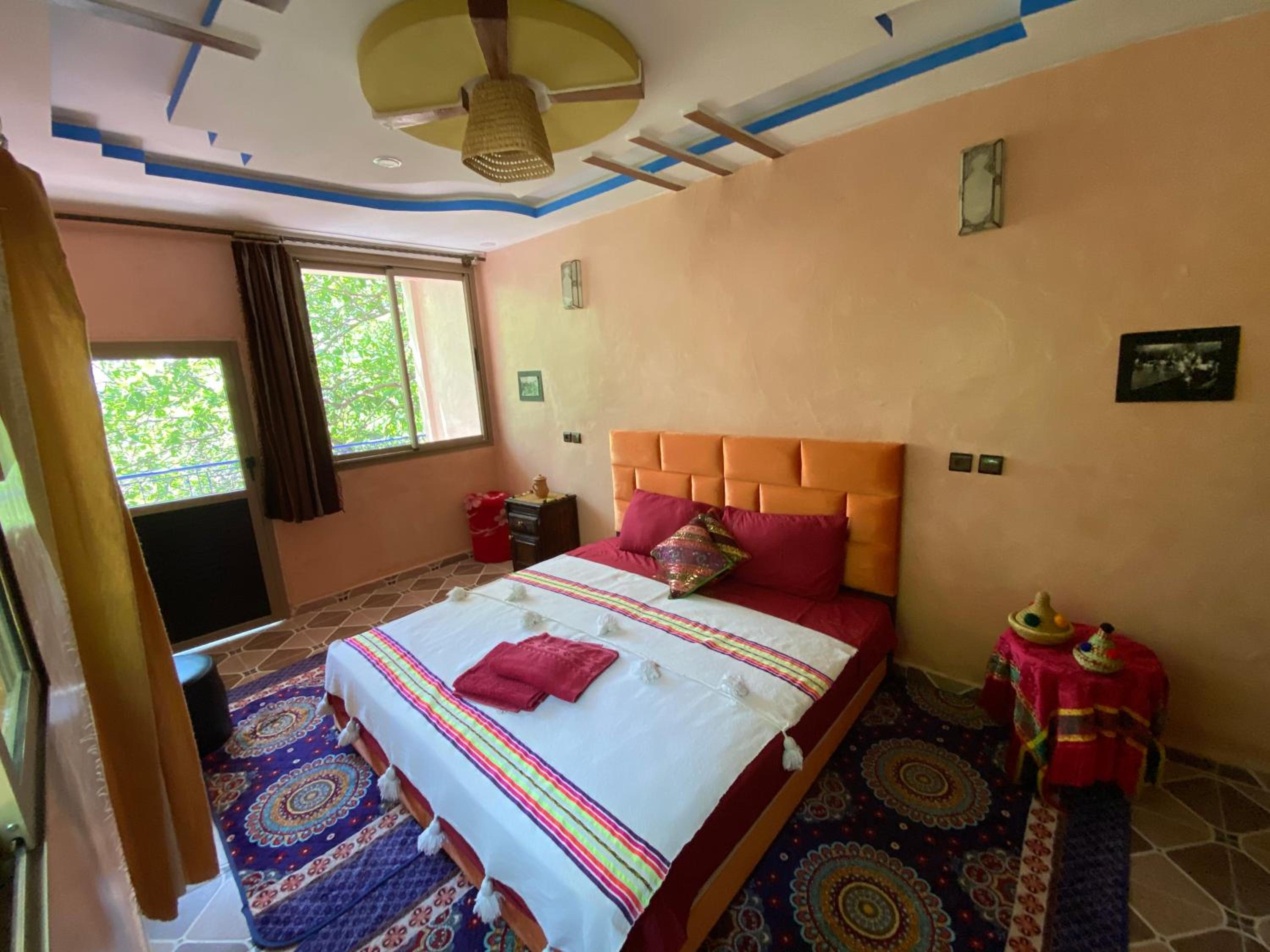 Double Room with Balcony - Photo 2