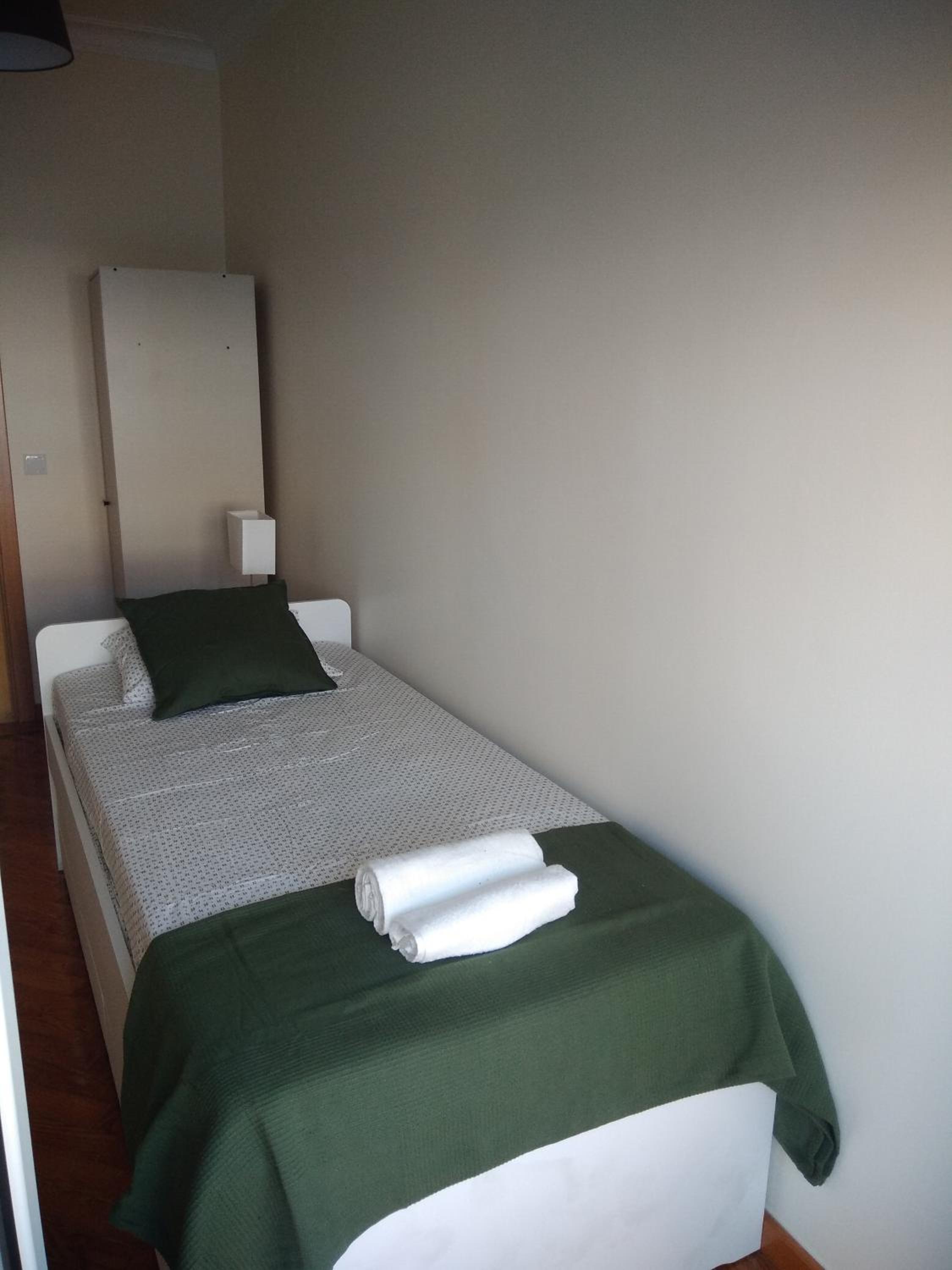 Deluxe Two-Bedroom Apartment
