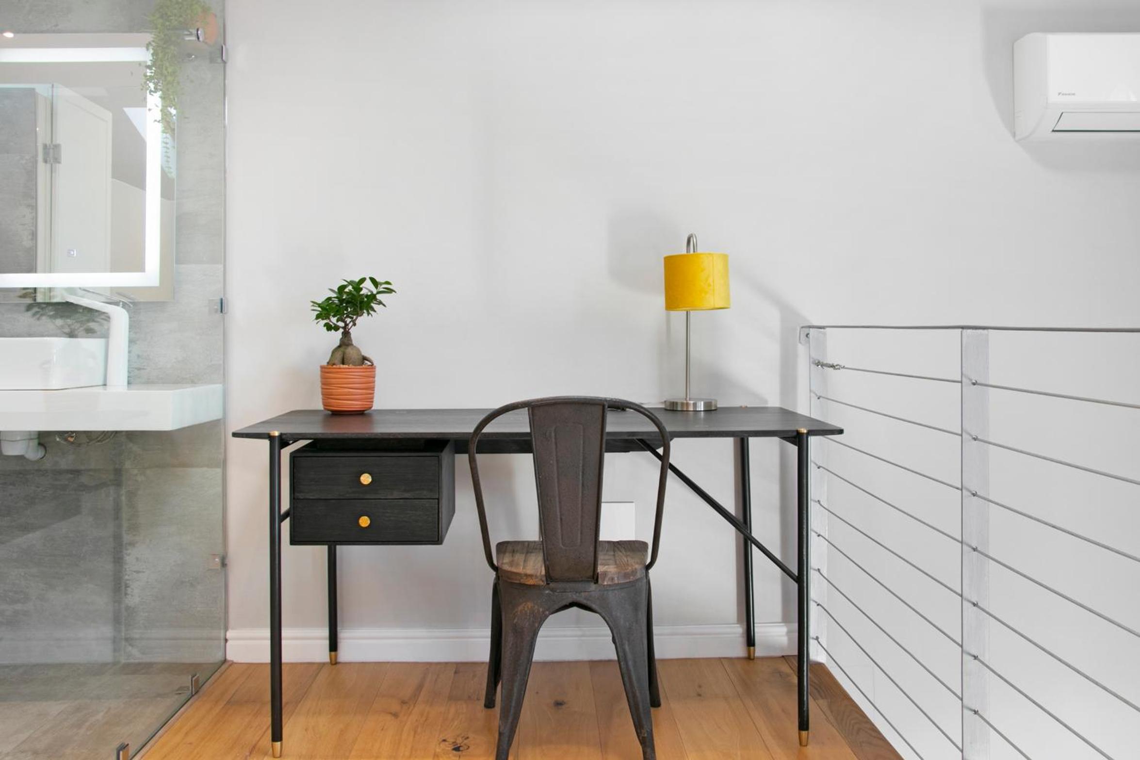 One-Bedroom Apartment - Photo 20
