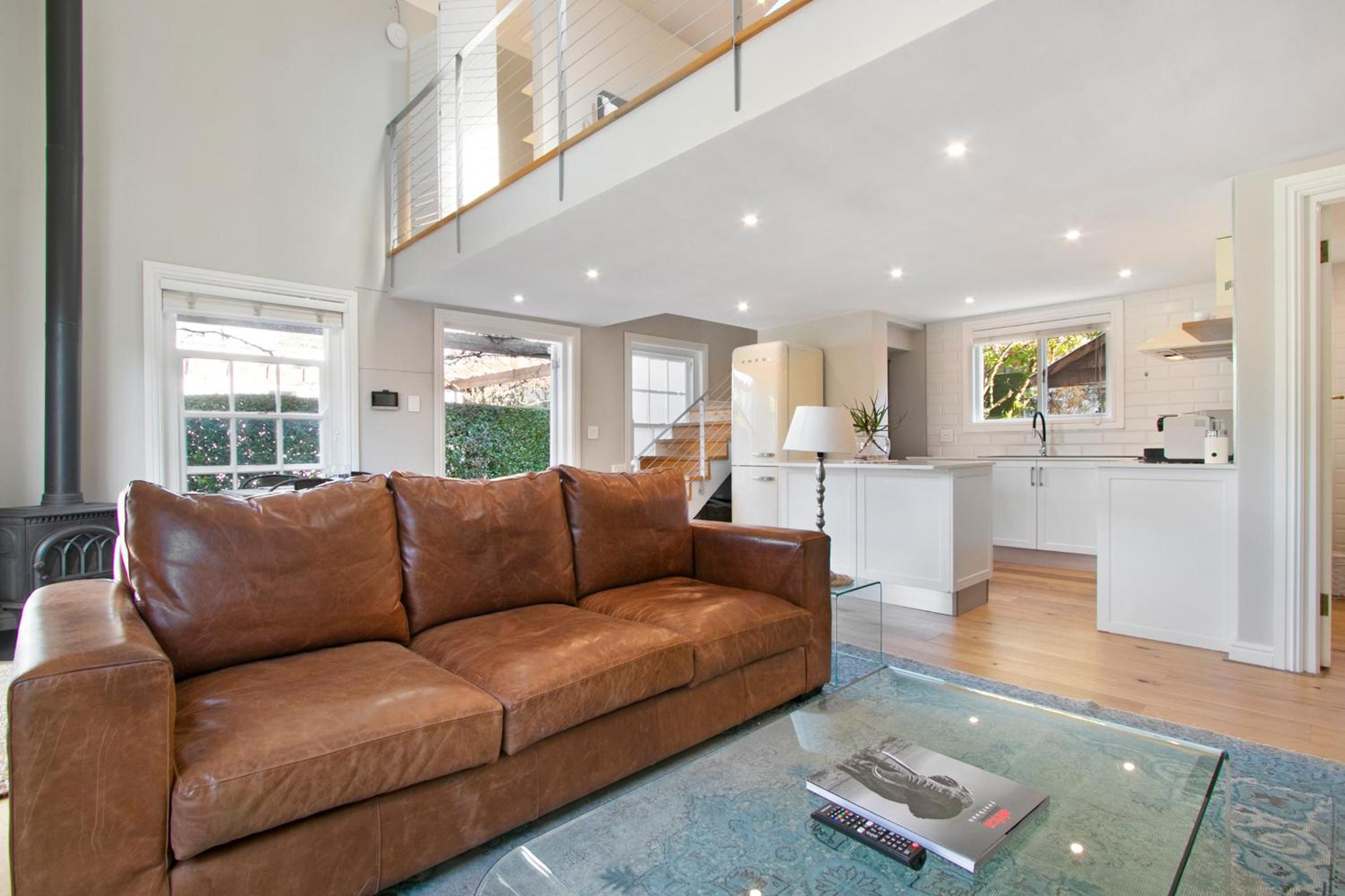 One-Bedroom Apartment - Photo 1