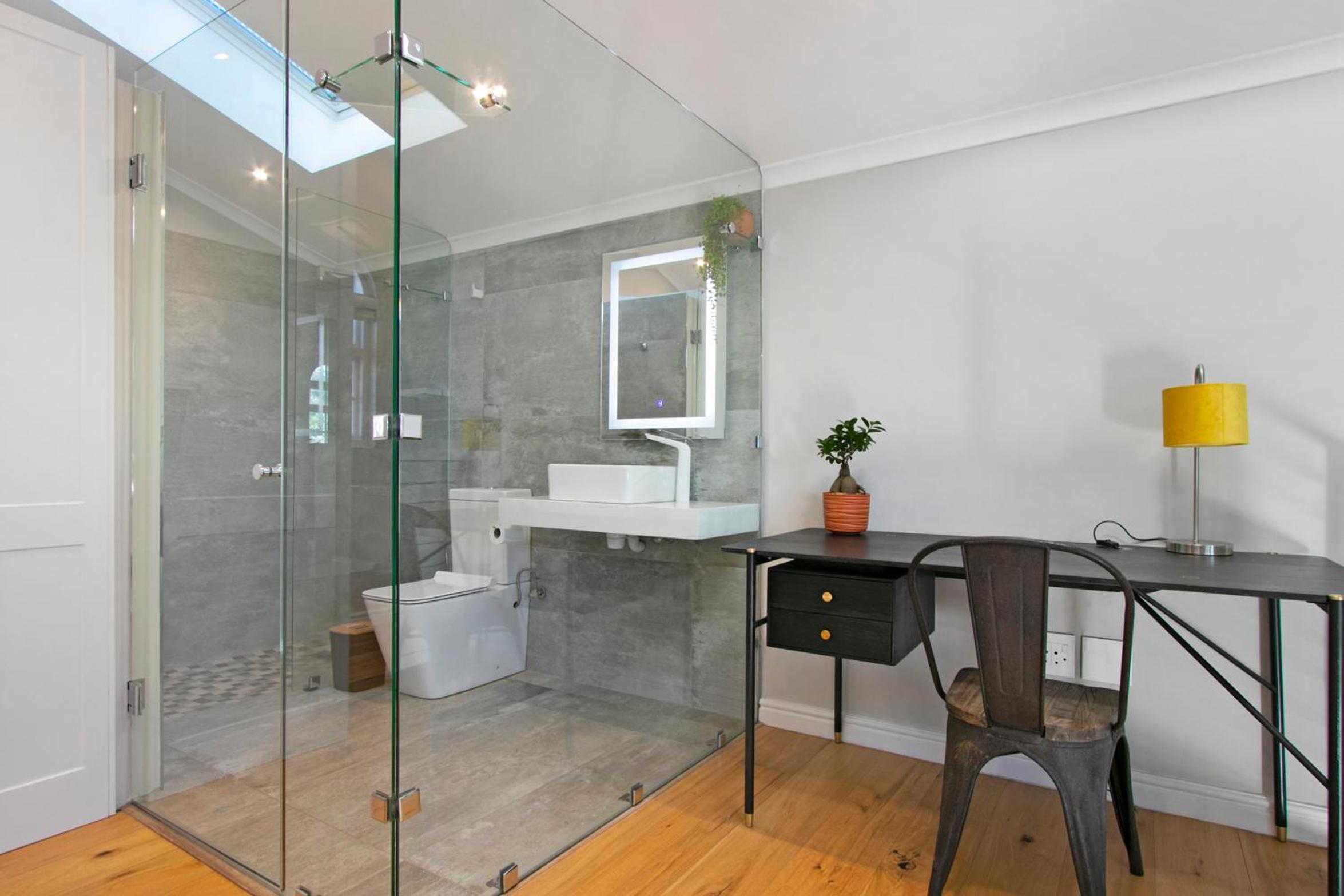 One-Bedroom Apartment - Photo 13