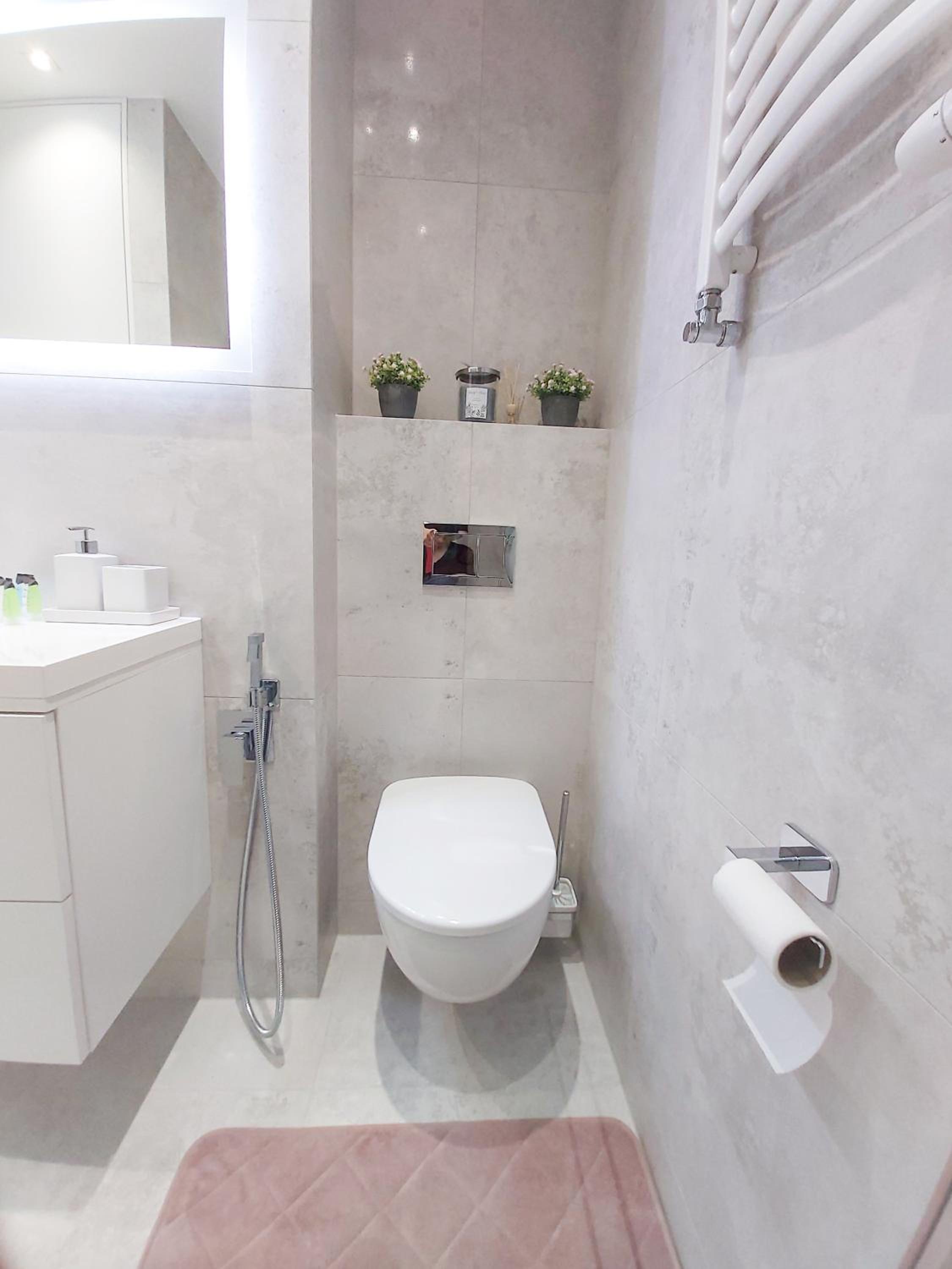 One-Bedroom Apartment - Photo 6