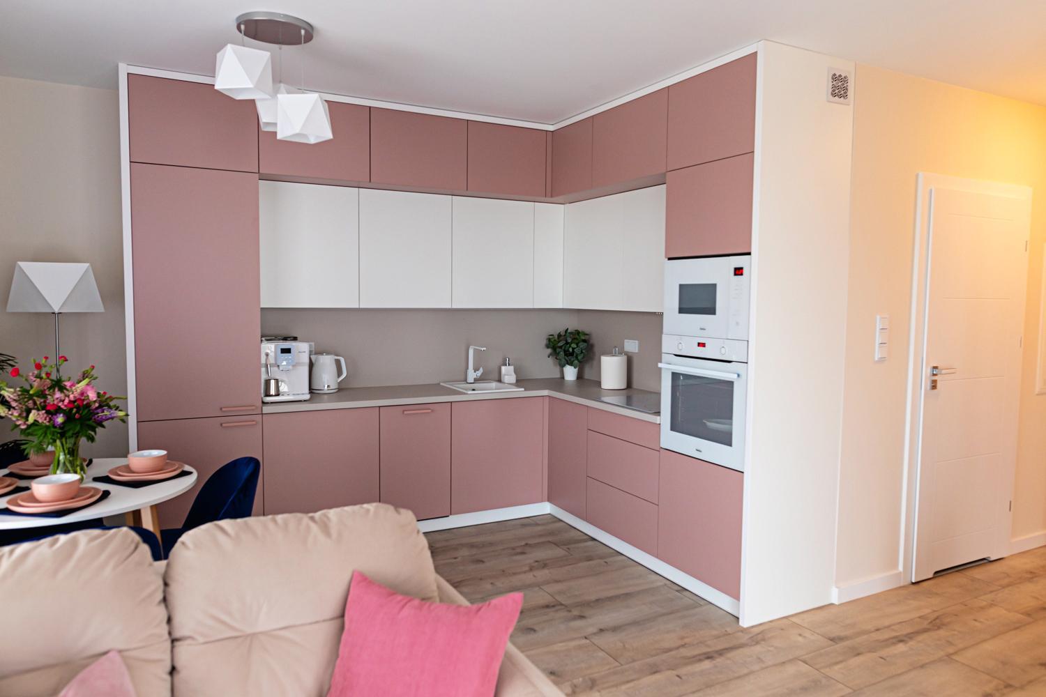 One-Bedroom Apartment - Photo 15