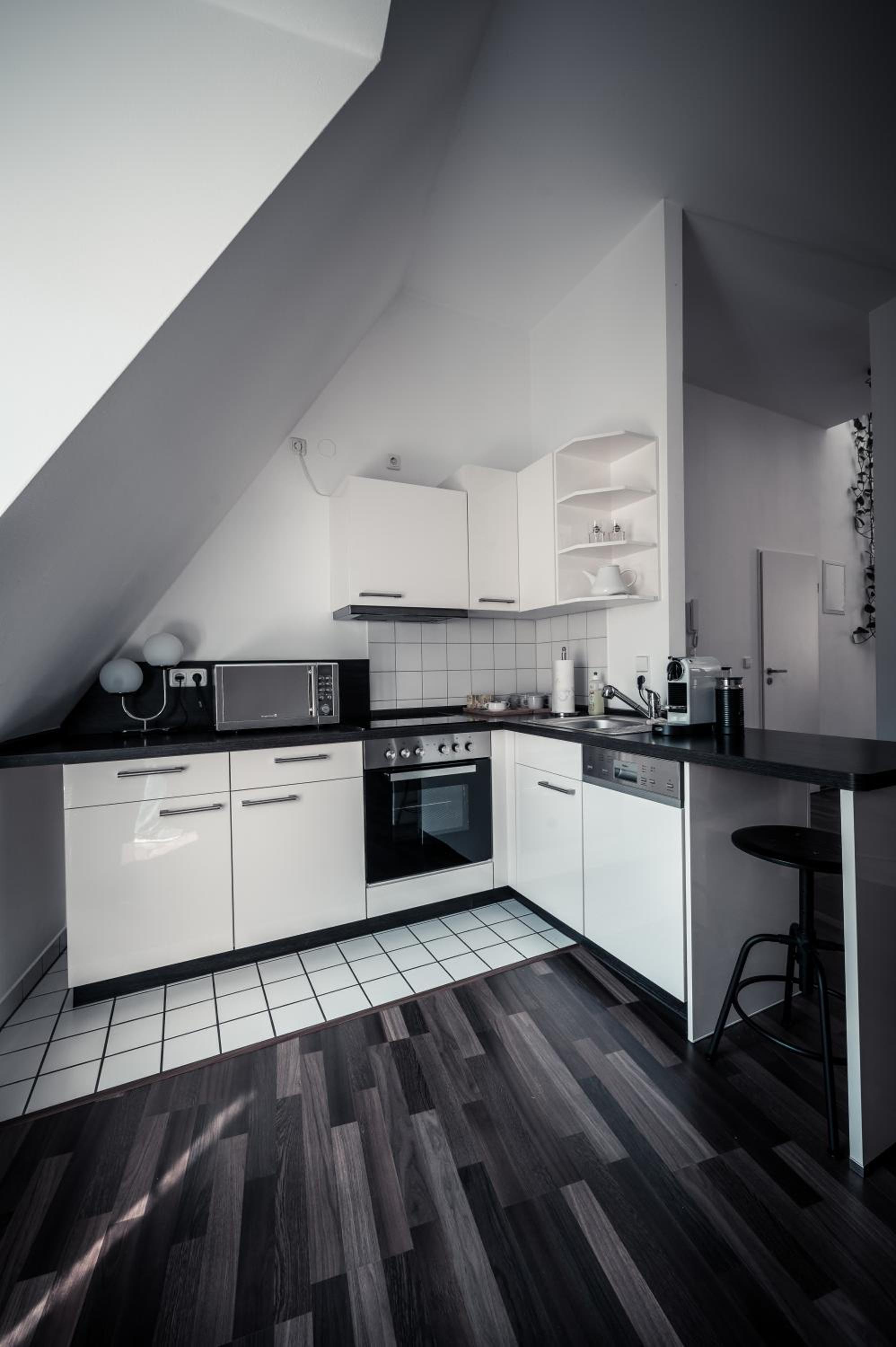 Studio - Split Level photo 2
