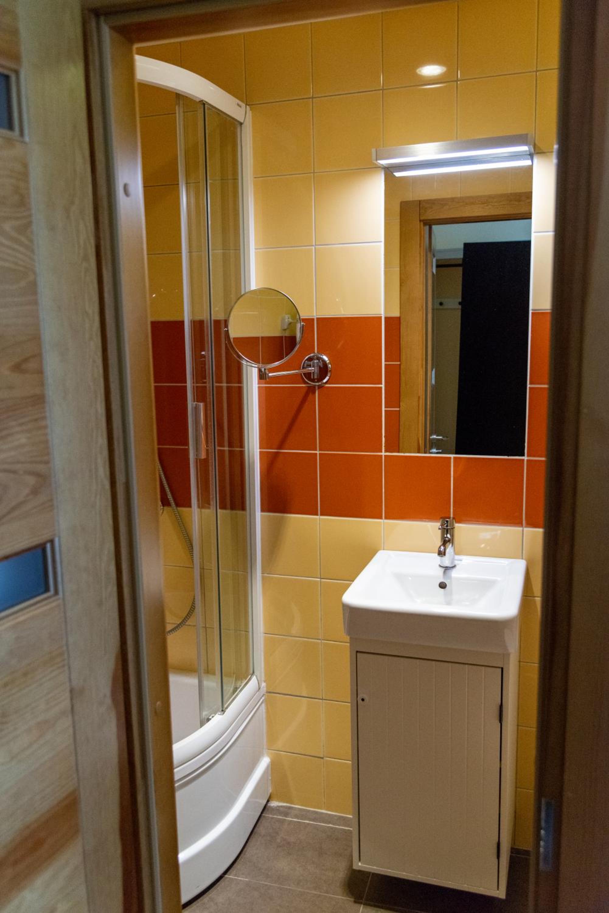 Superior Quadruple Room - Photo 9