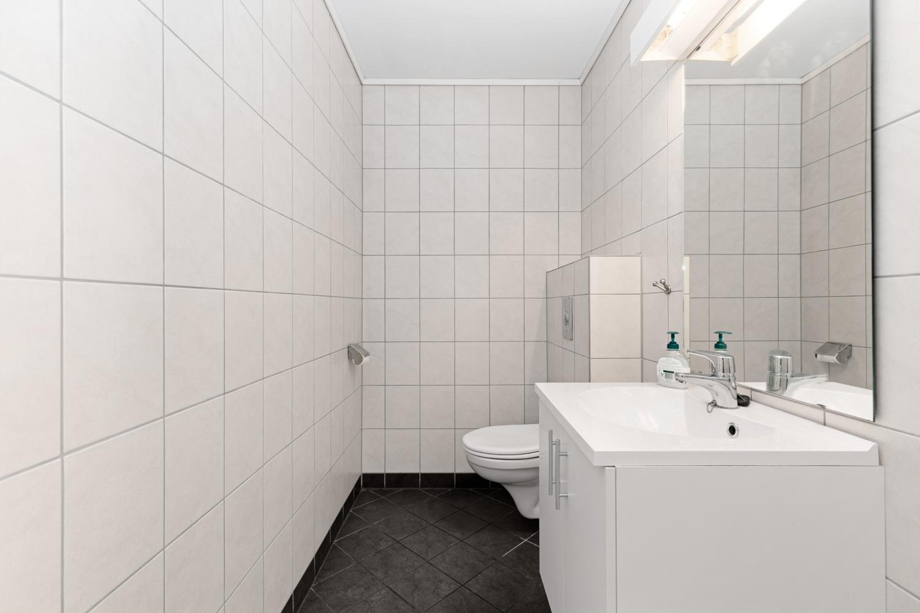 Two-Bedroom Apartment - Photo 3