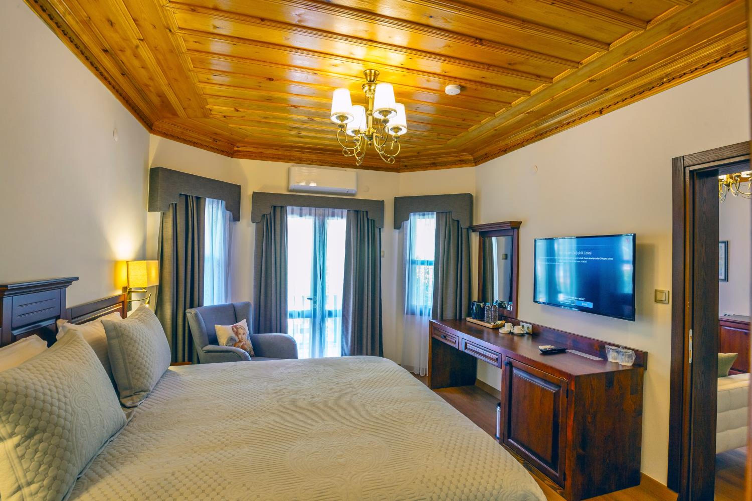 Standard Double Suite photo 2