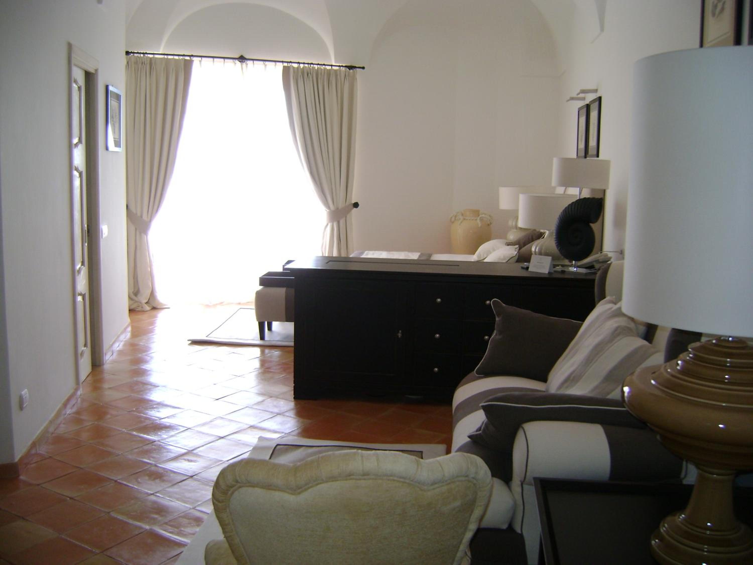 Junior Suite with Terrace - Photo 4