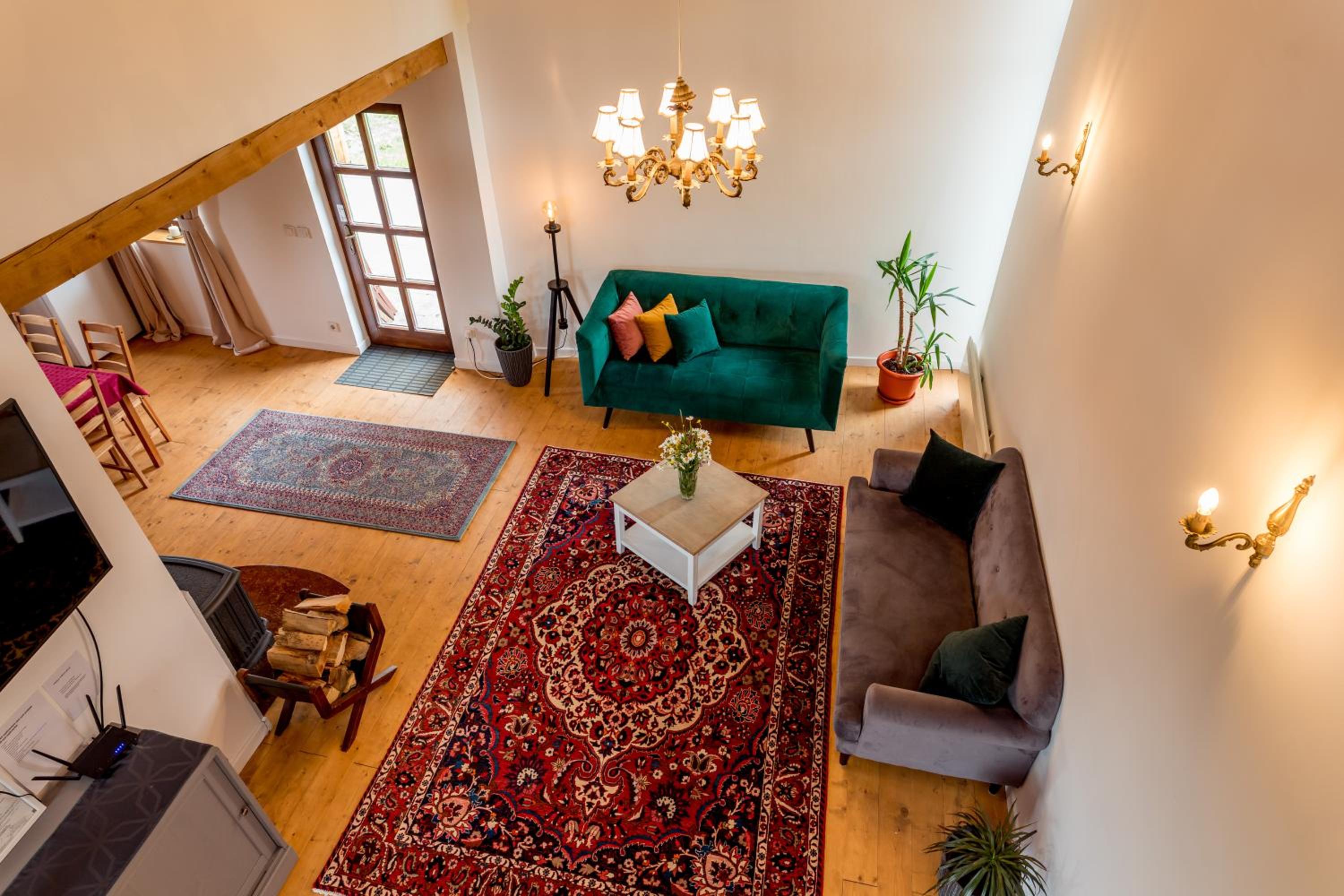 Three-Bedroom House - Photo 5