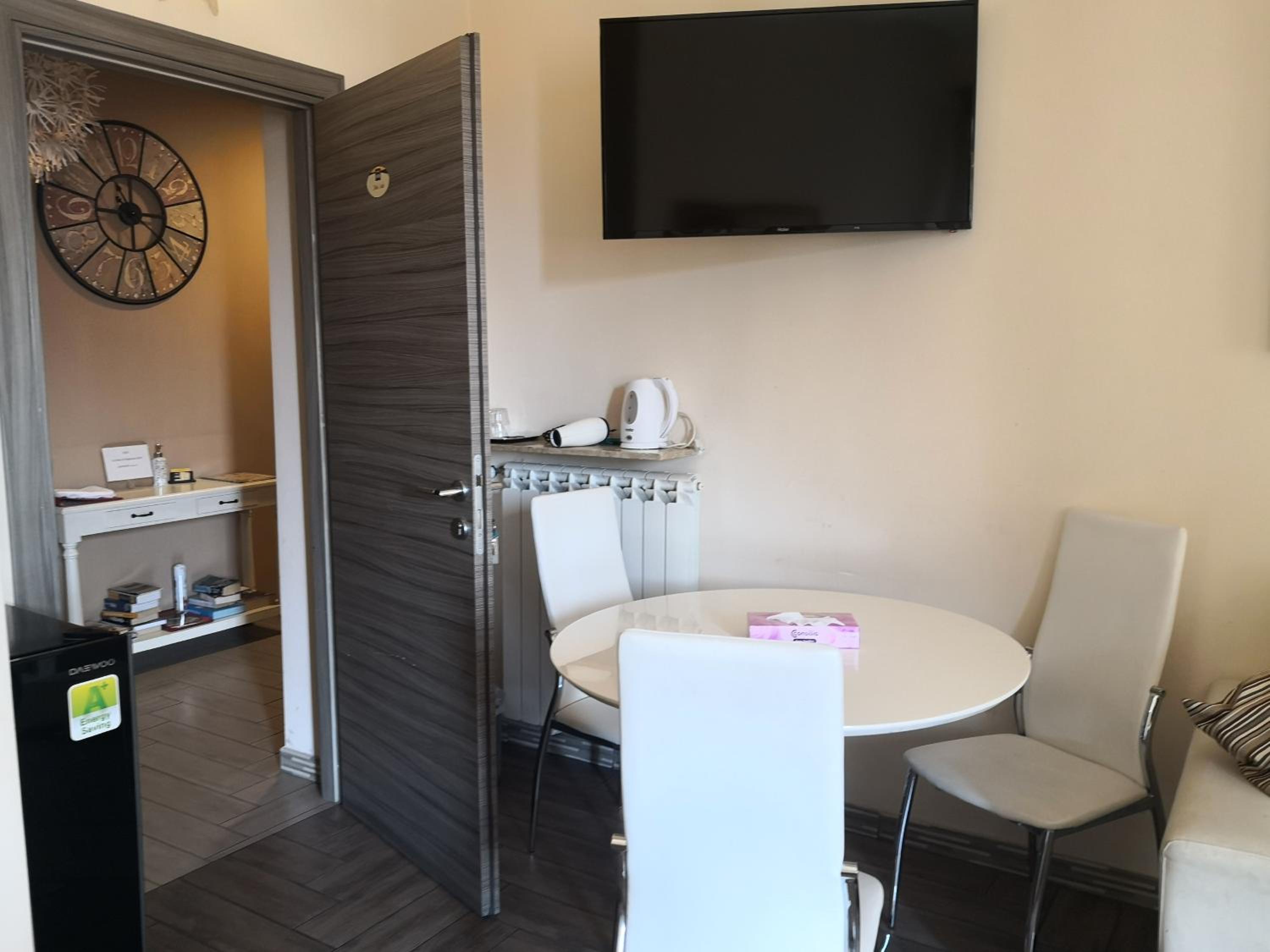 Mini Suite photo 2