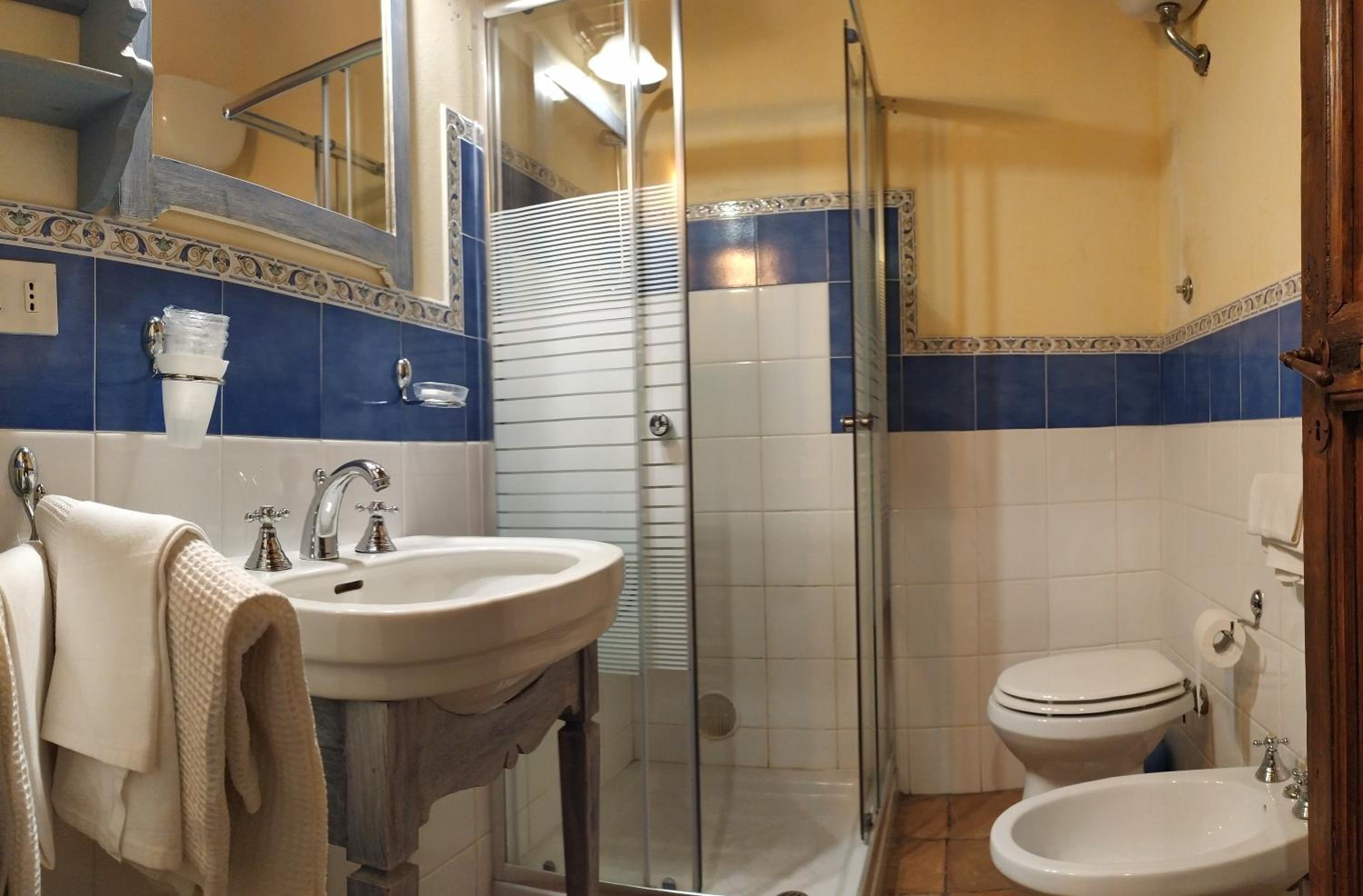 One-Bedroom Suite photo 2