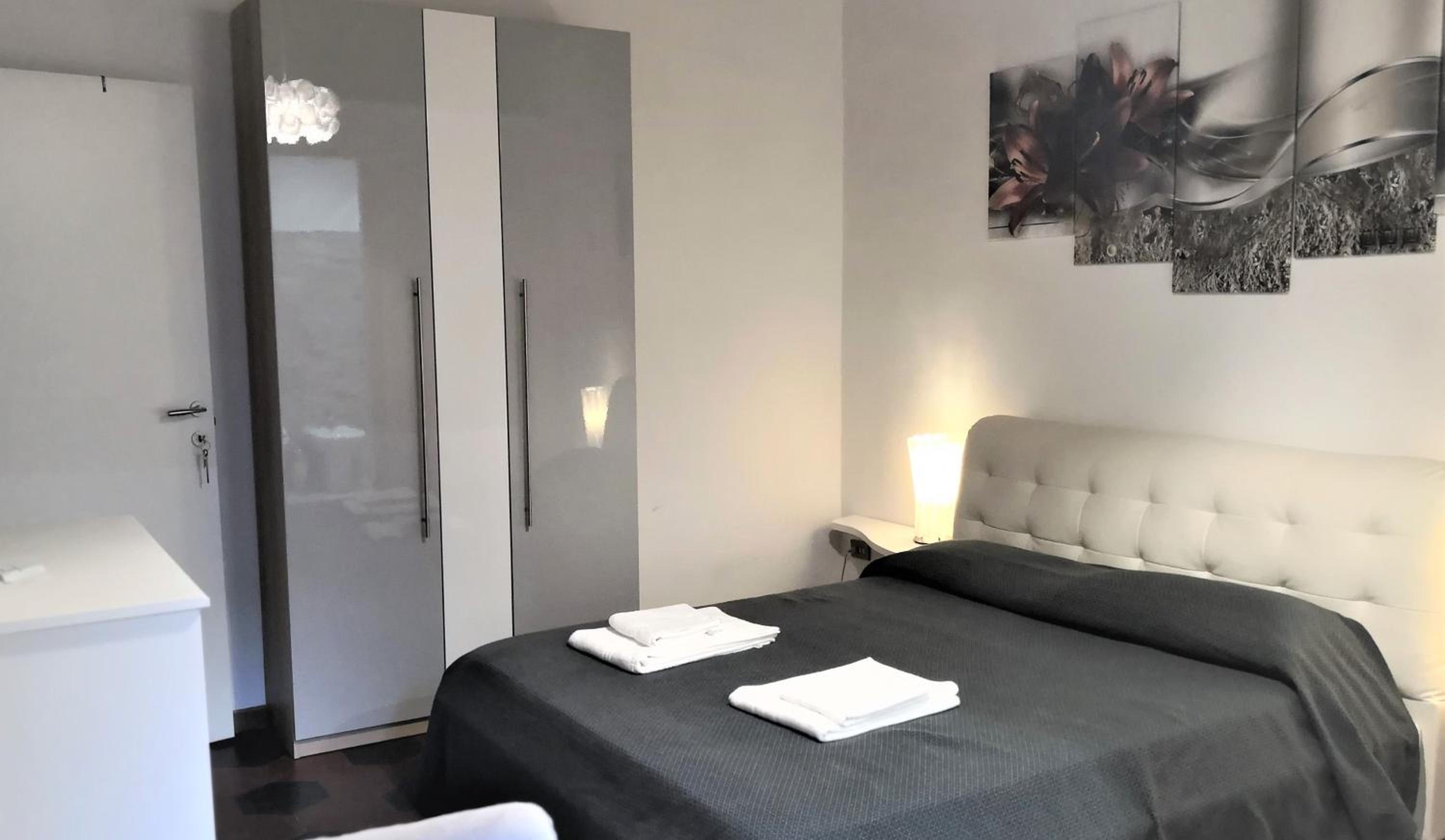 Double Room with Private Bathroom photo 3