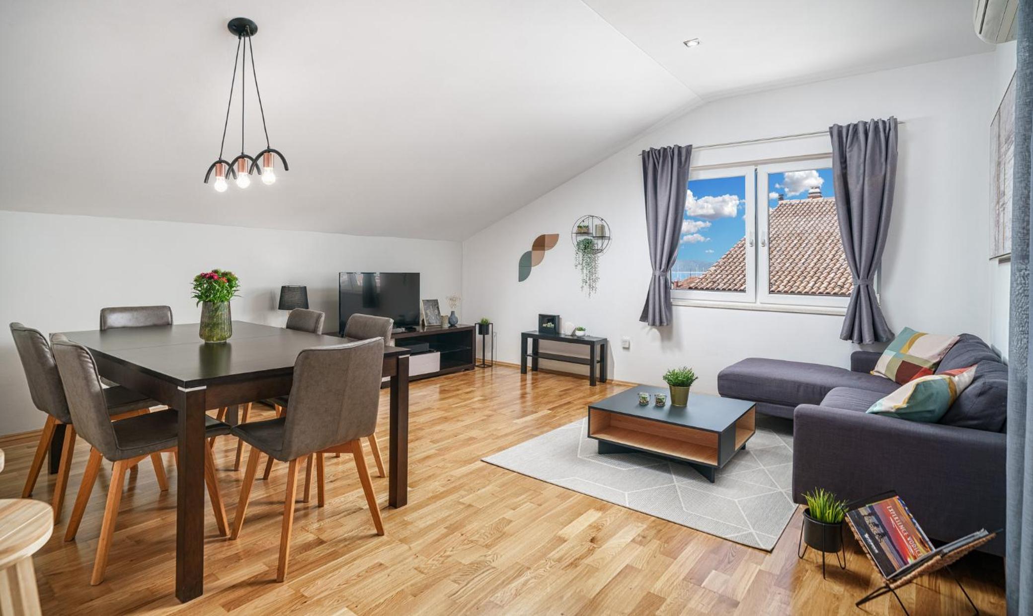 Apartment with Sea View