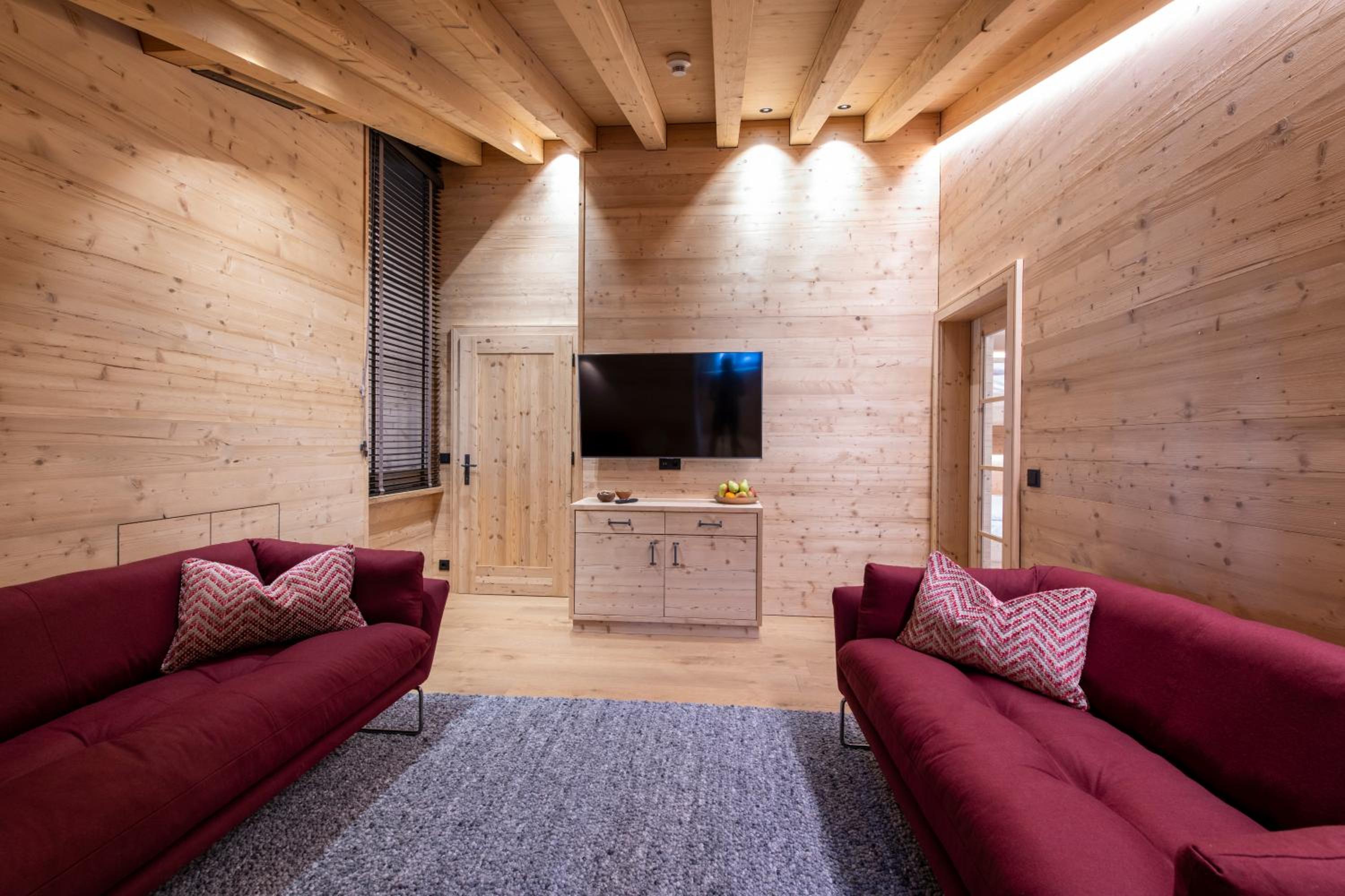 Penthouse Apartment photo 2