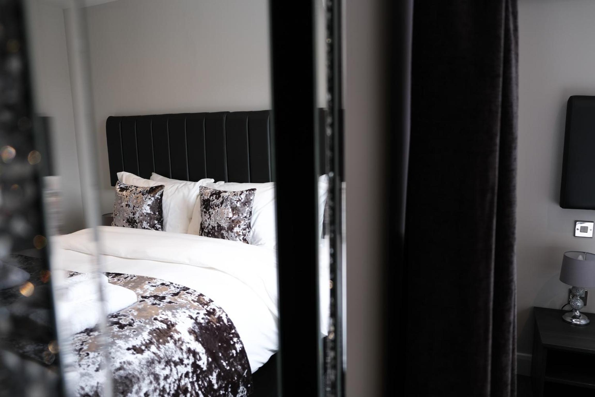 Superior Double or Twin Room - Photo 2