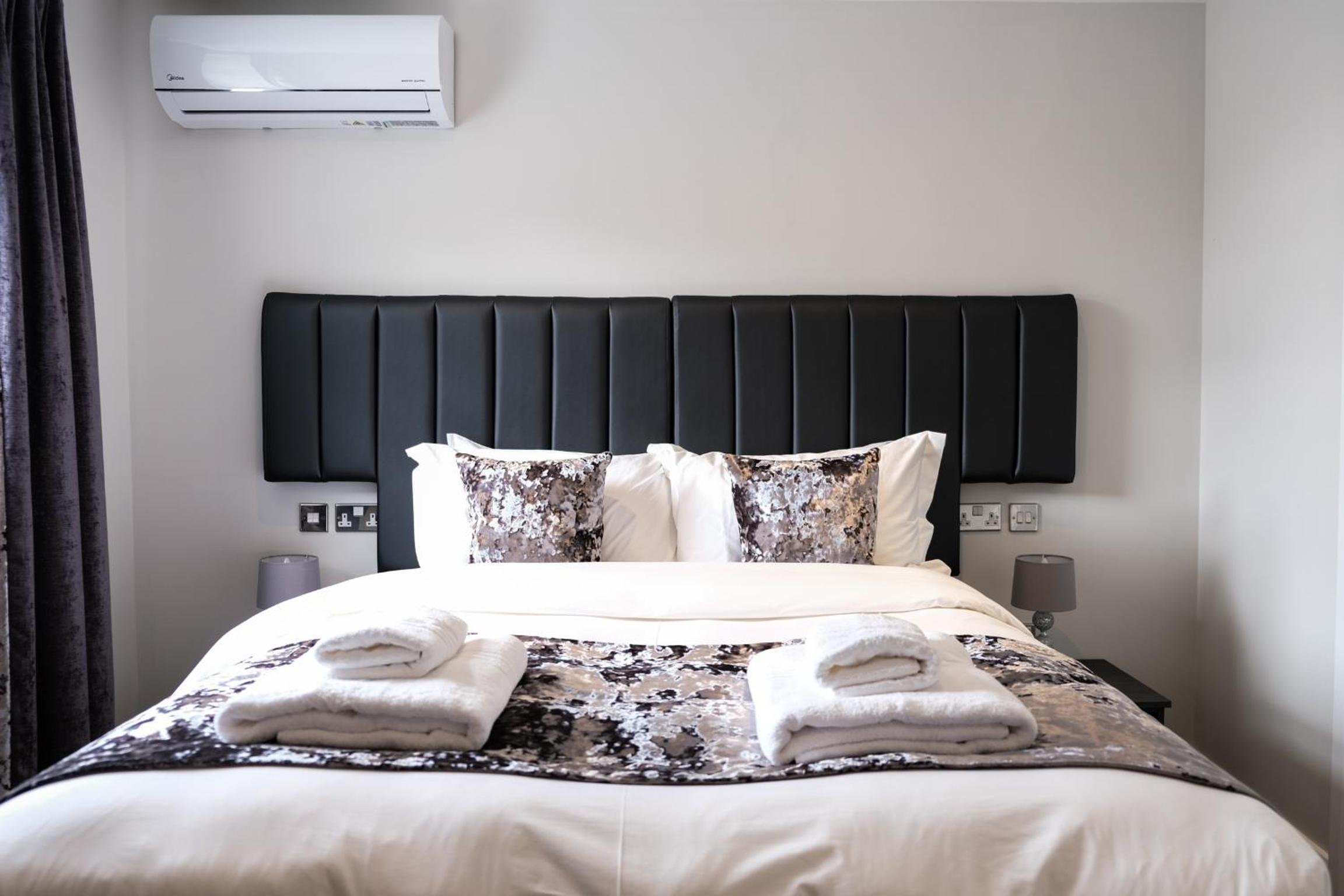 Double or Twin Room - Photo 1