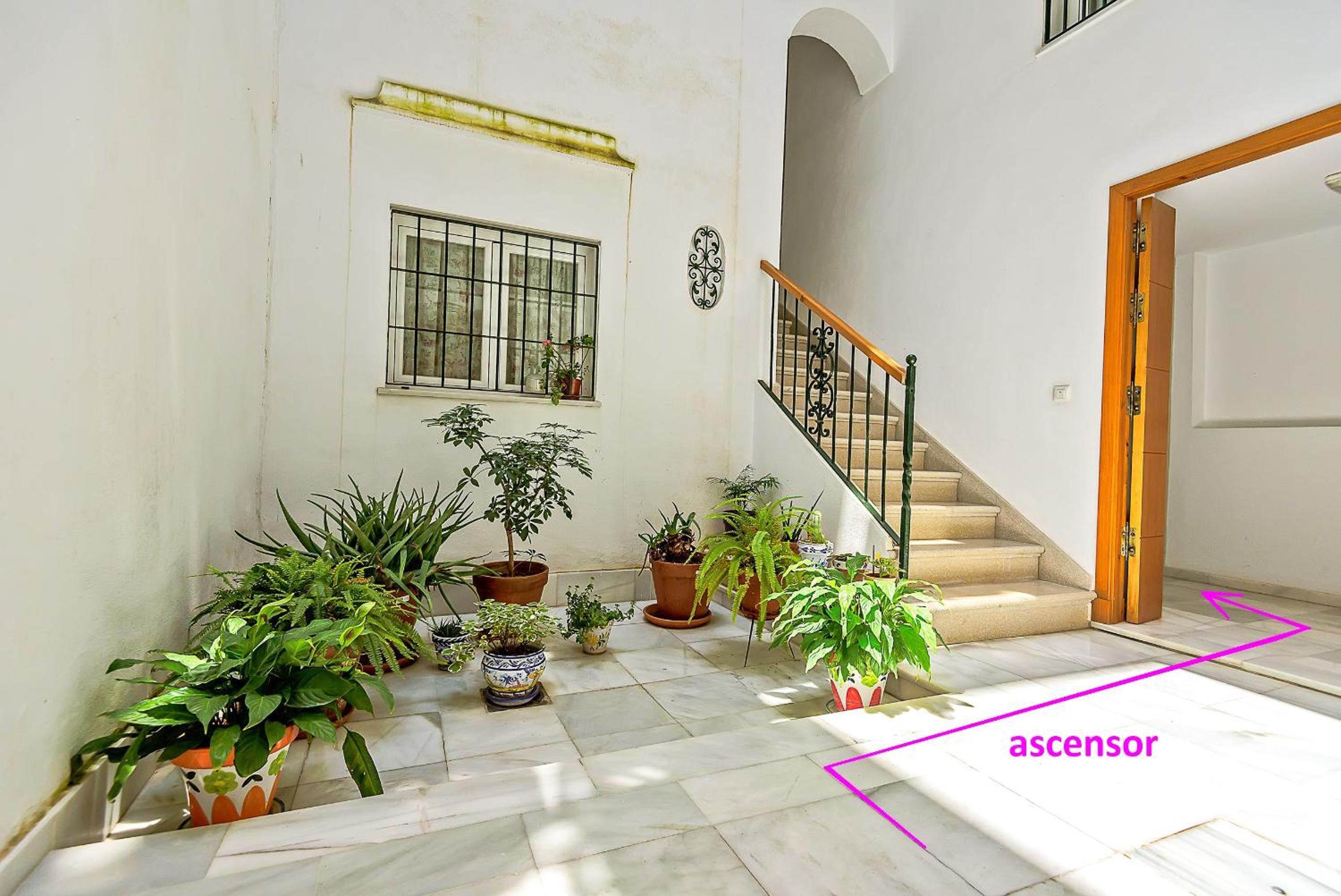 Two-Bedroom Apartment - Photo 9