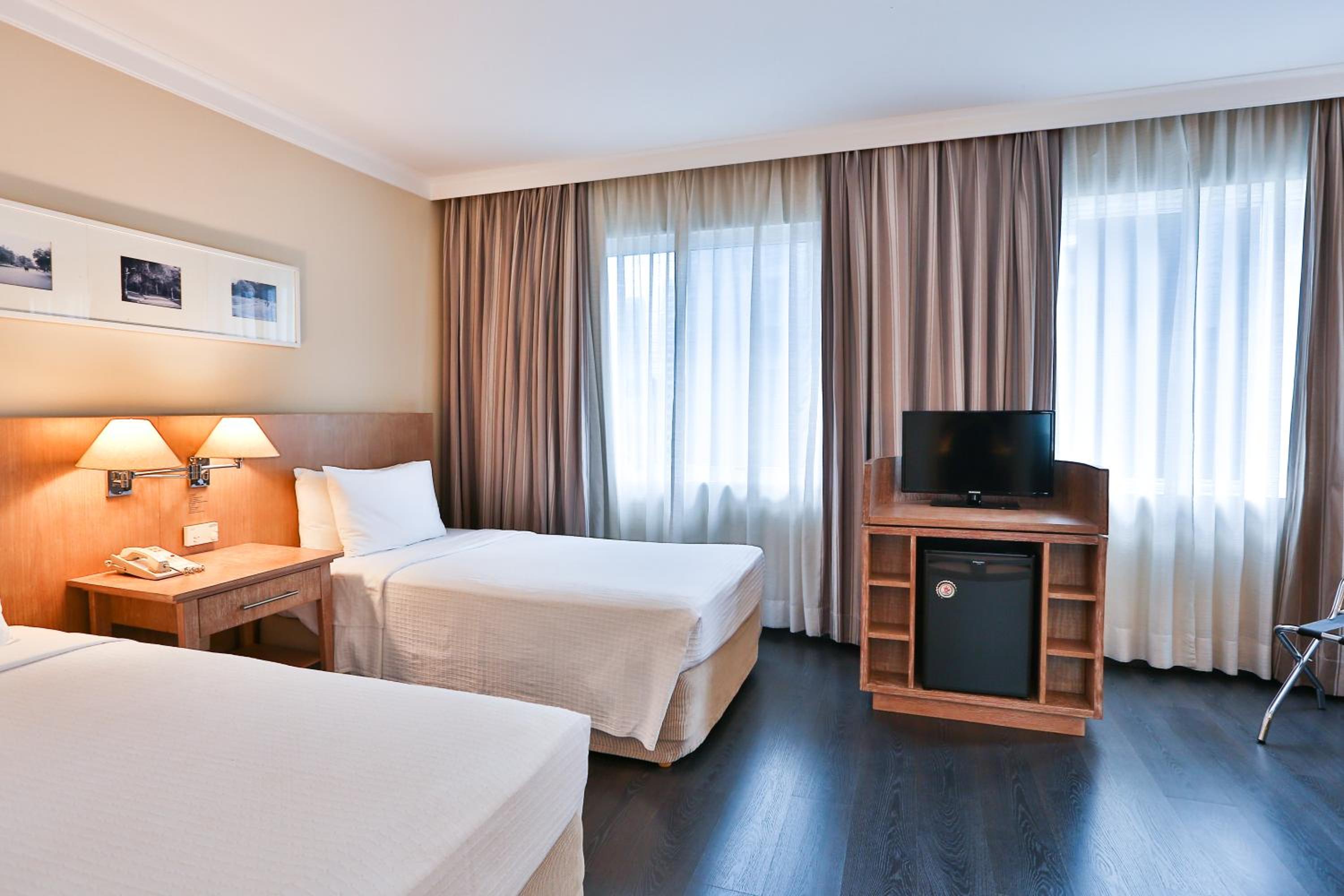 Superior Twin Room - Photo 3