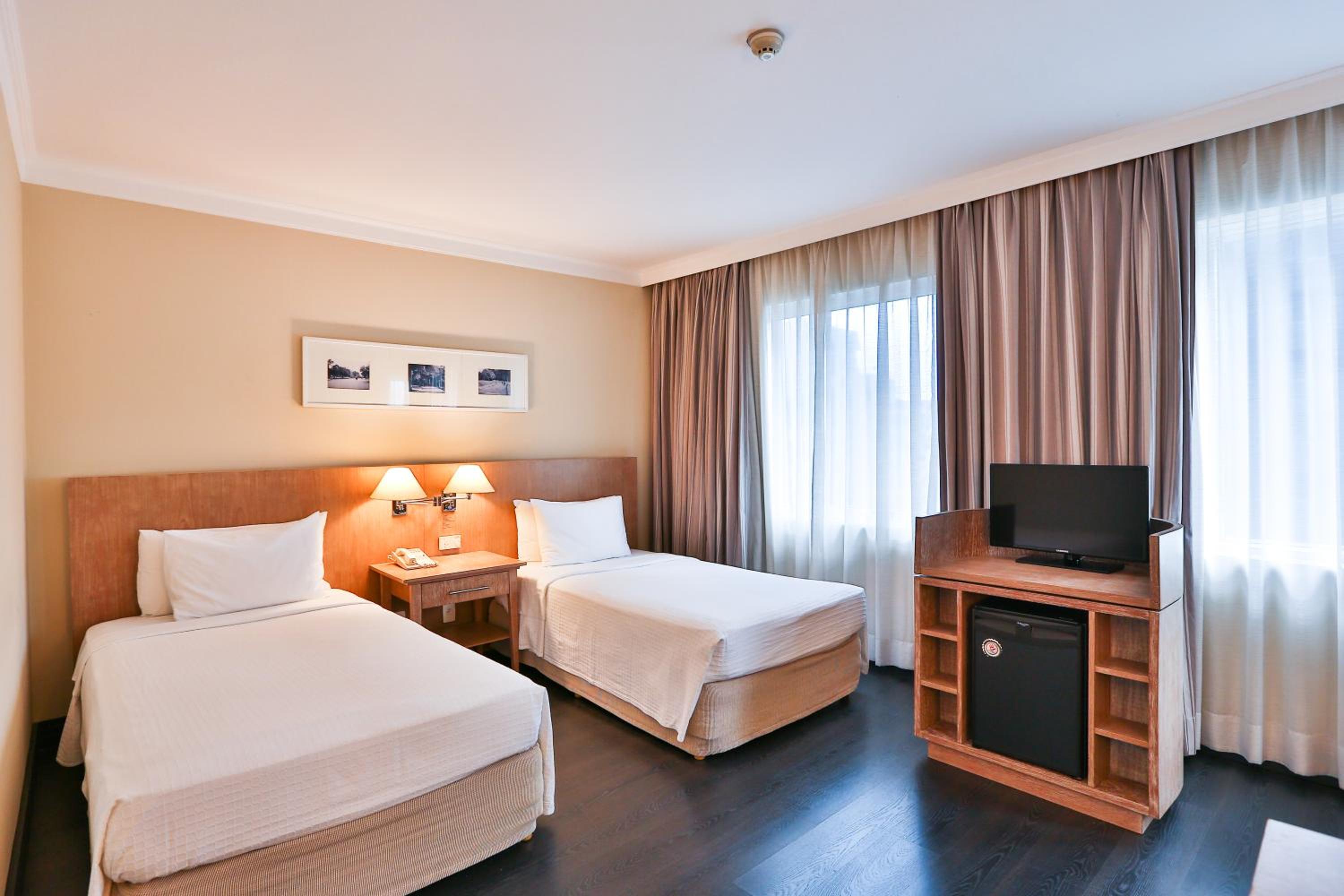 Superior Twin Room - Photo 4