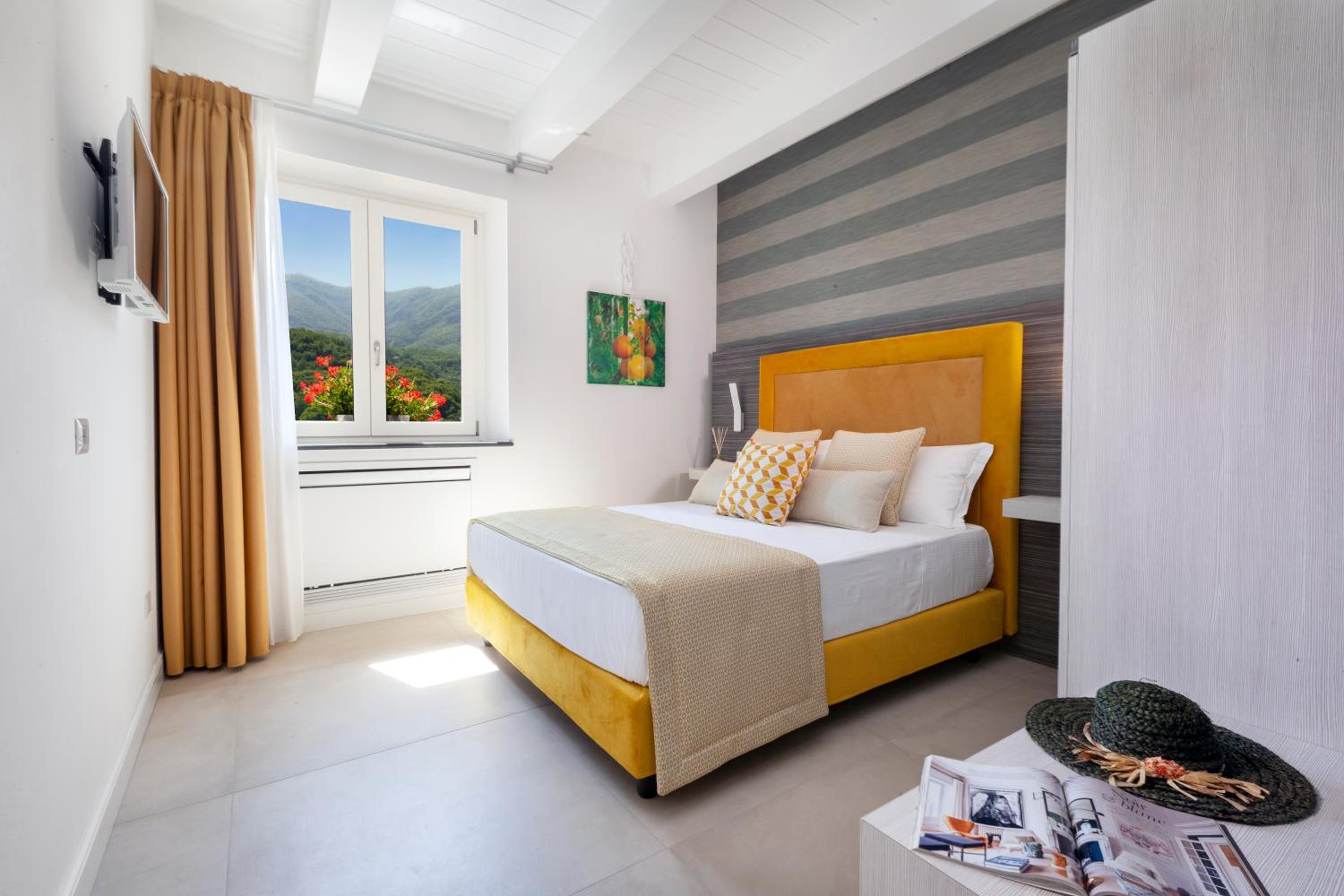 Superior Double Room - Photo 1