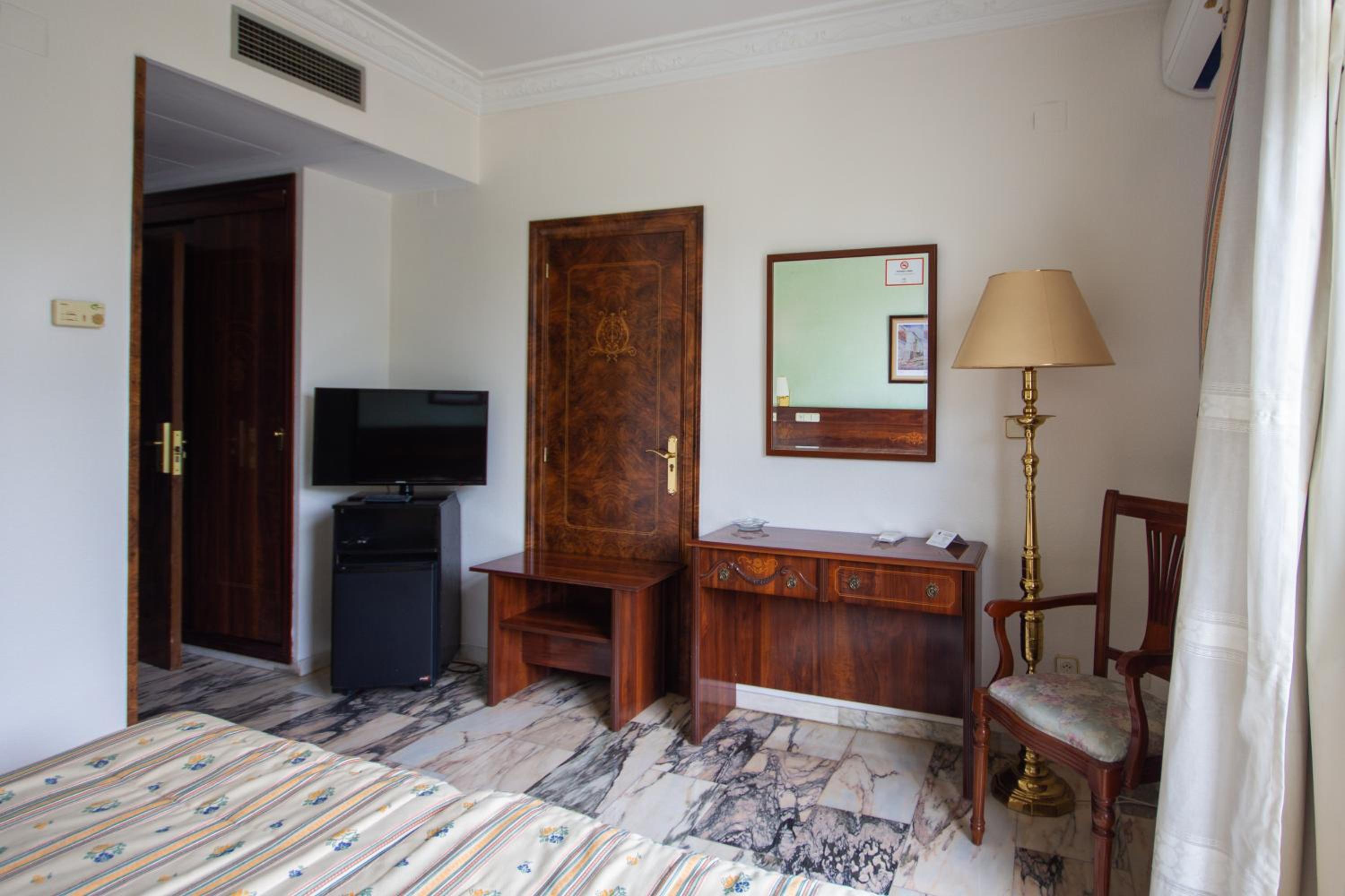 Twin Room photo 2