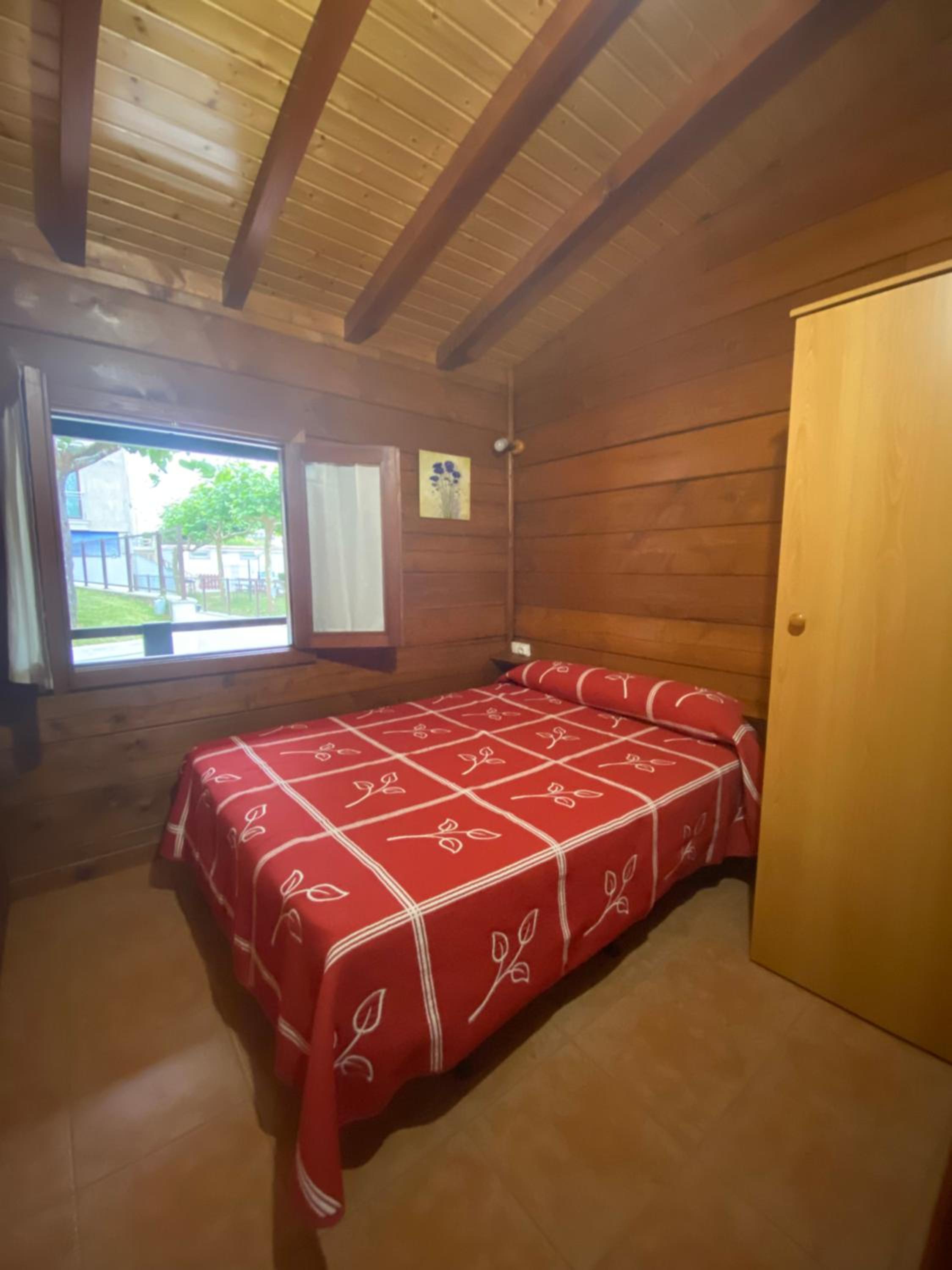 One-Bedroom Bungalow (2 Adults + 1 Child) photo 3