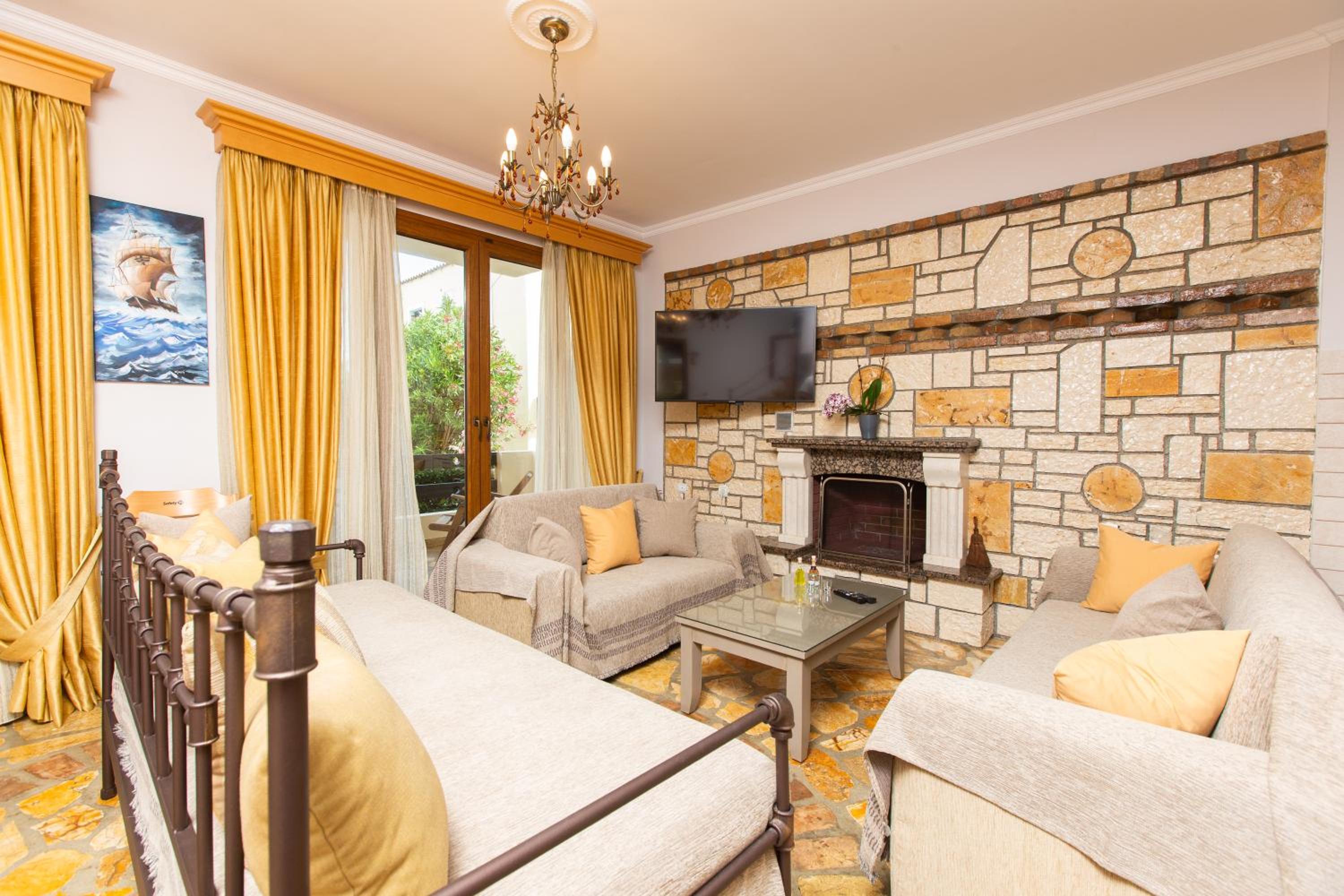 Villa with Sea View - Photo 13