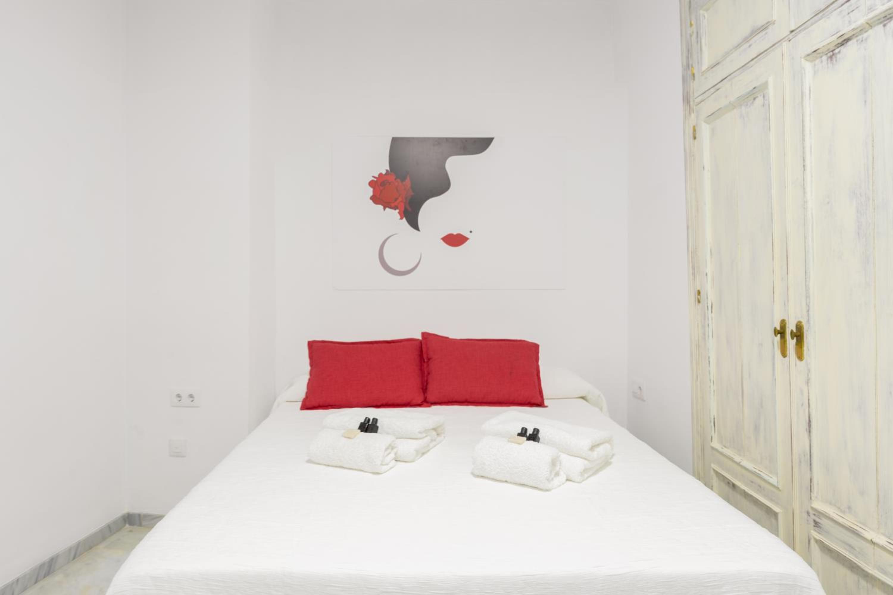 Standard Double Room - Photo 1