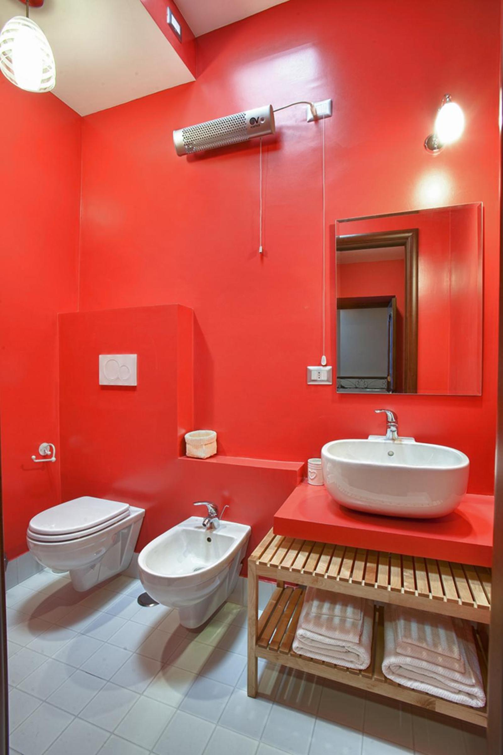 Double Room - Photo 6