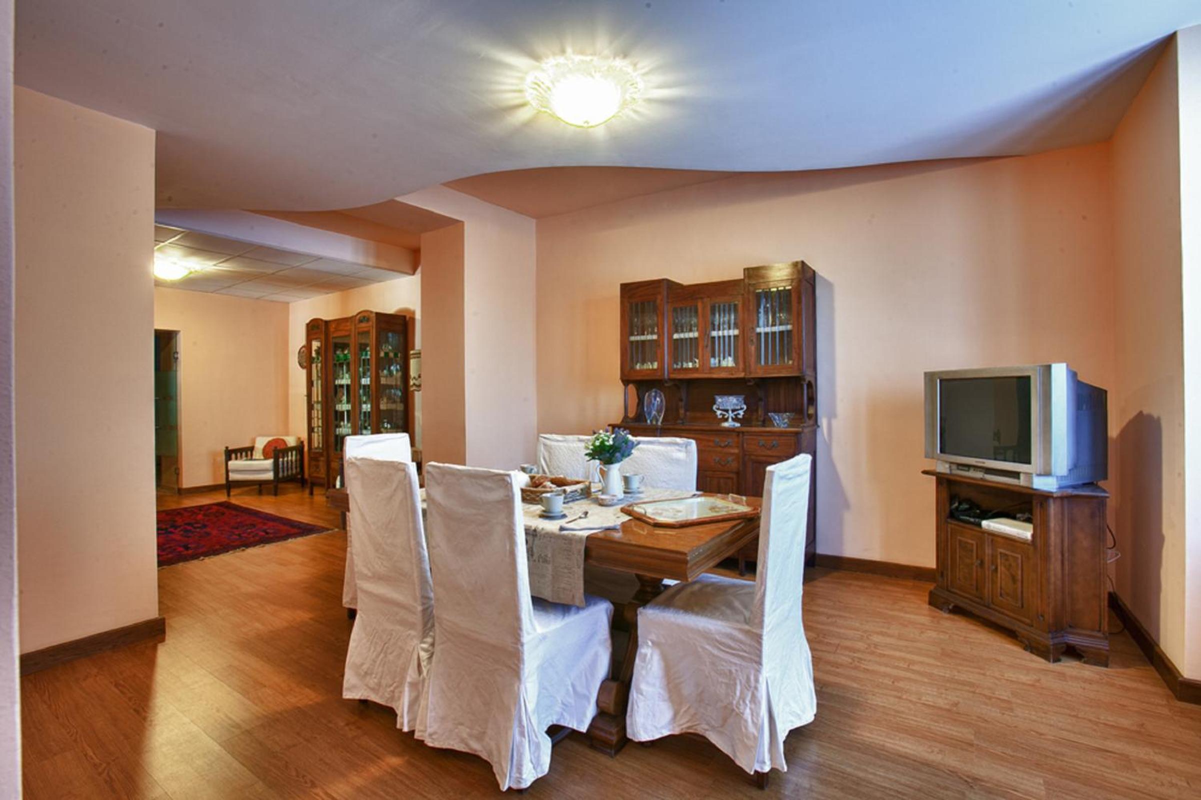 Double Room - Photo 9