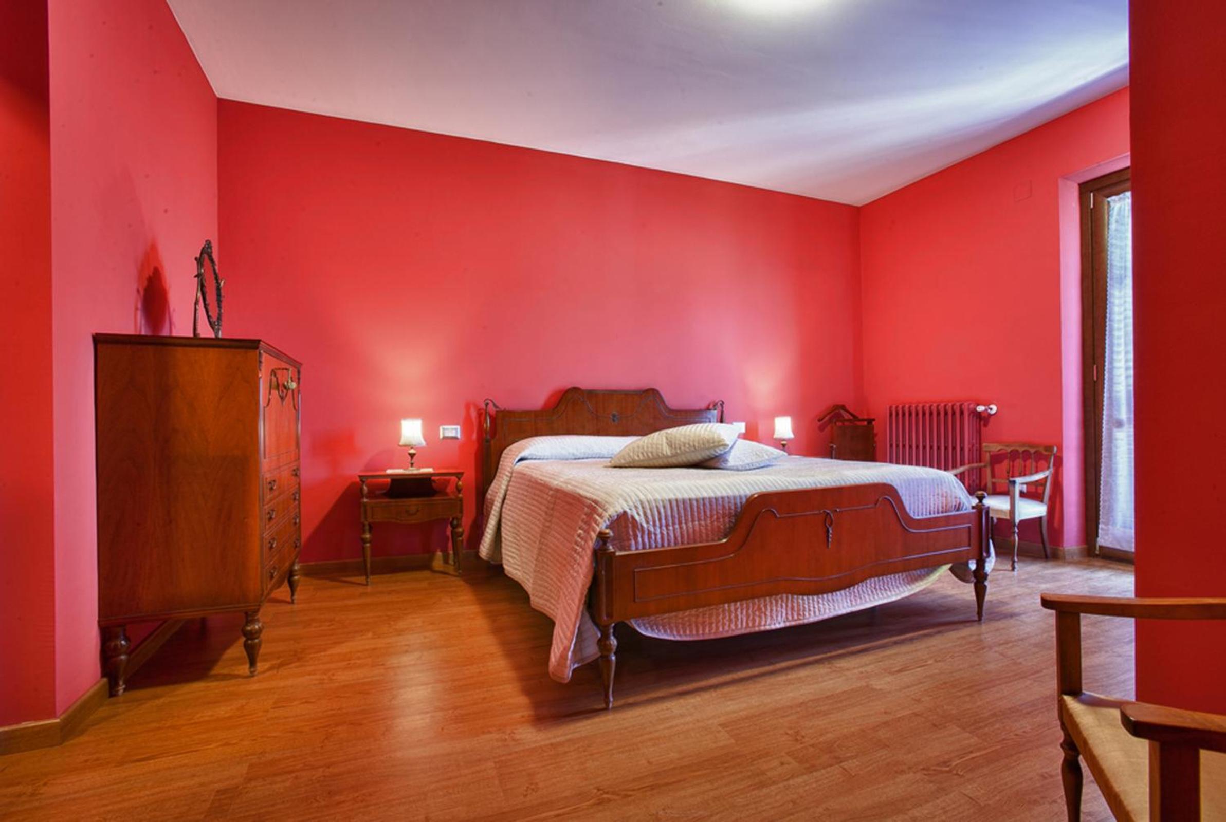 Double Room - Photo 17