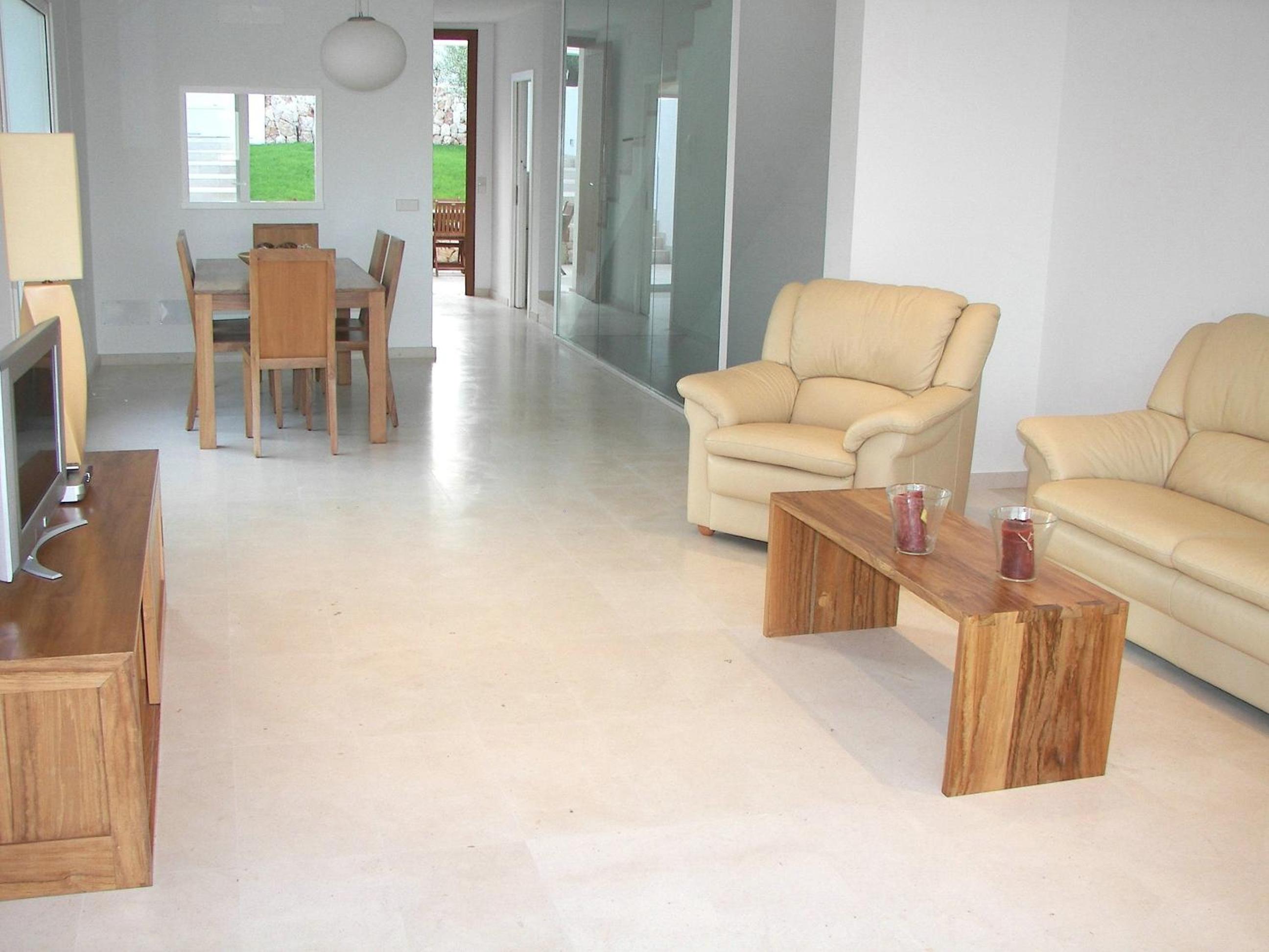 Casa de cuatro habitaciones