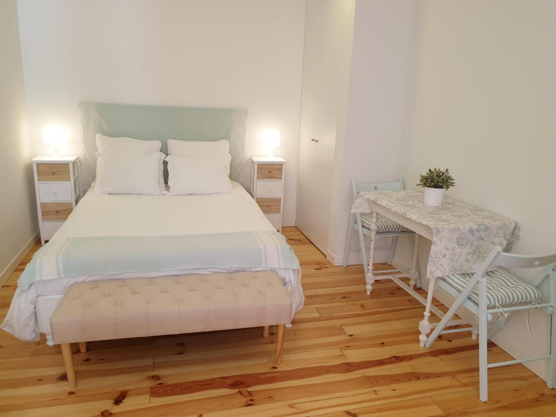 Studio Apartment photo 1