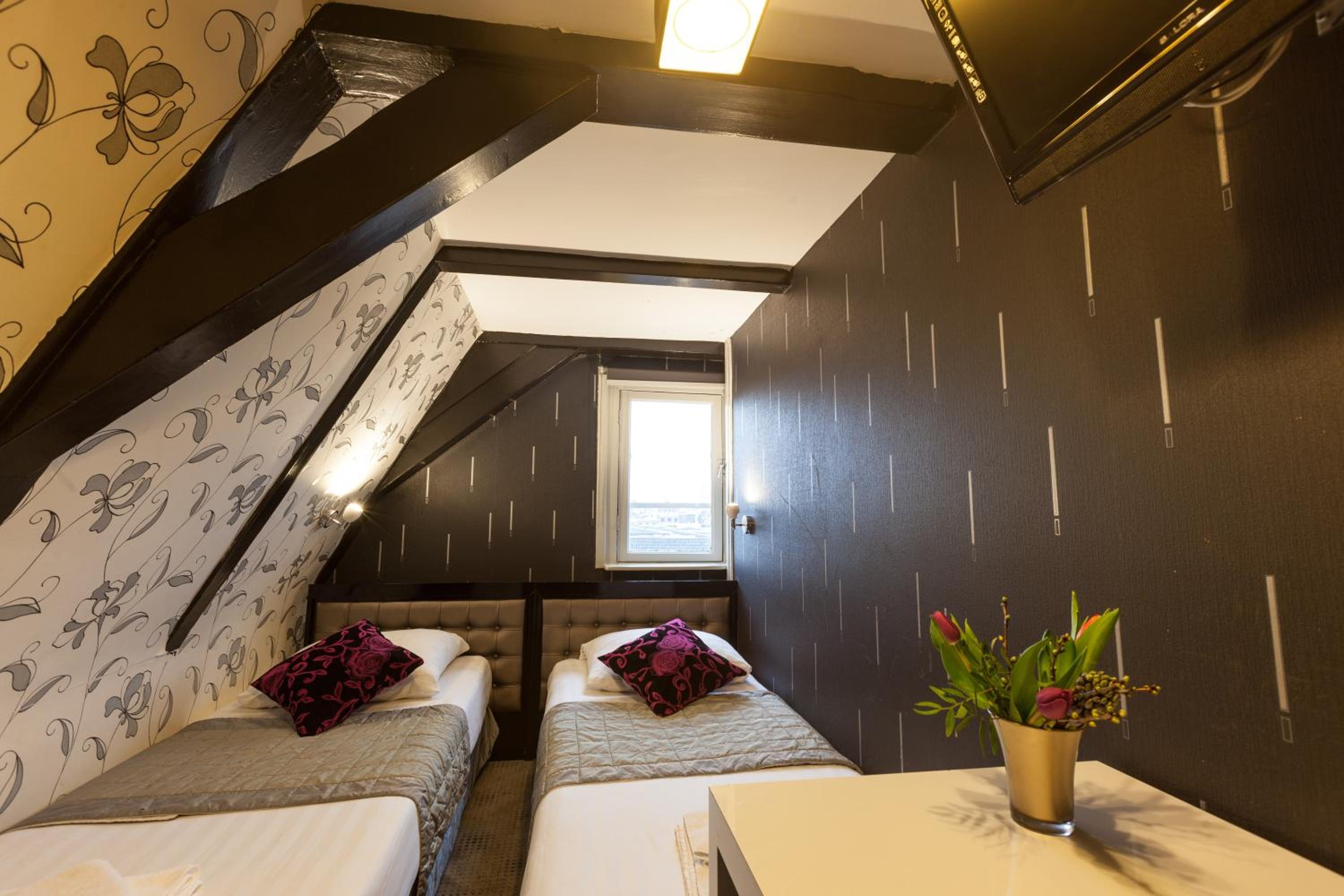 Small Twin Room
