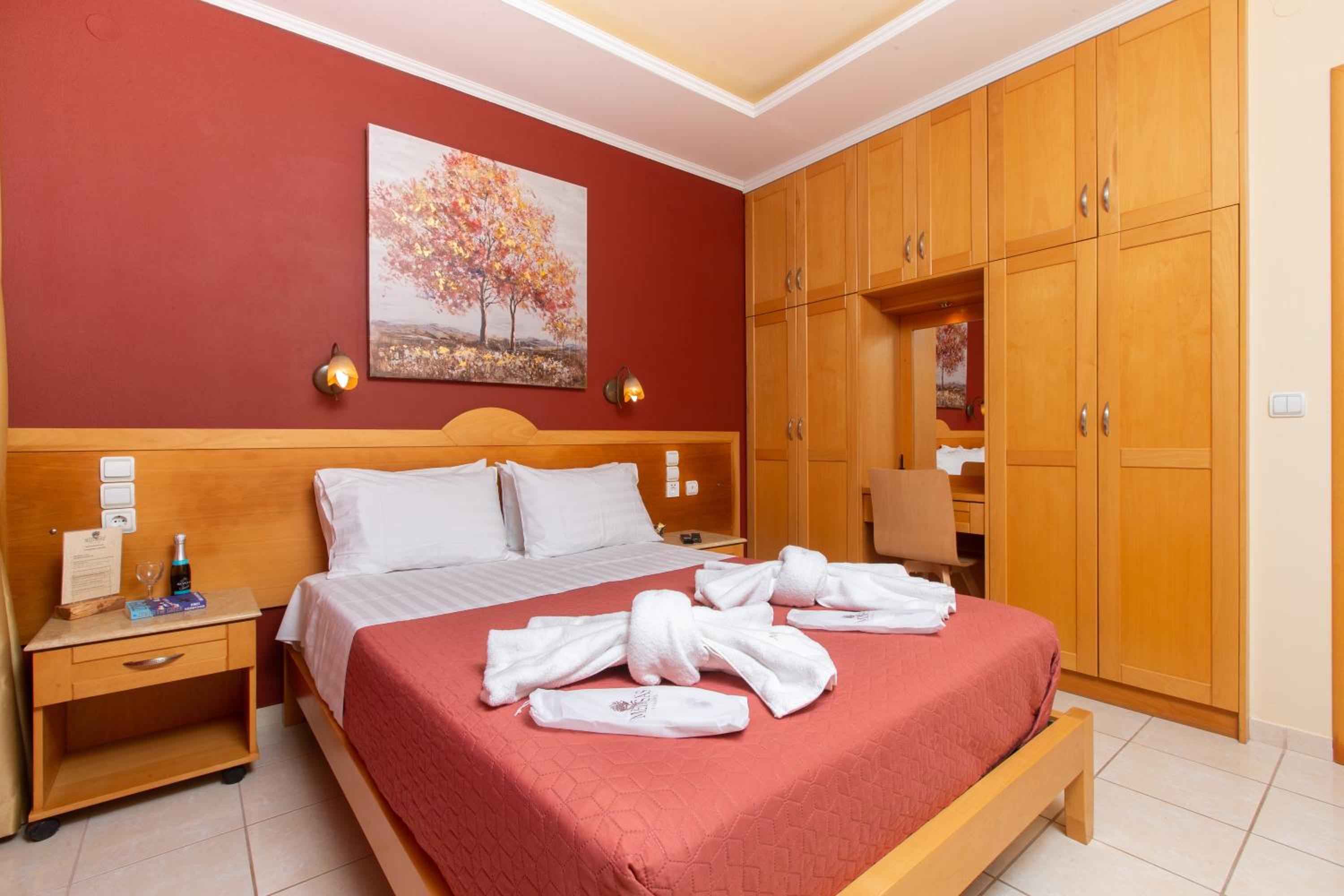 Two-Bedroom Villa - Photo 9