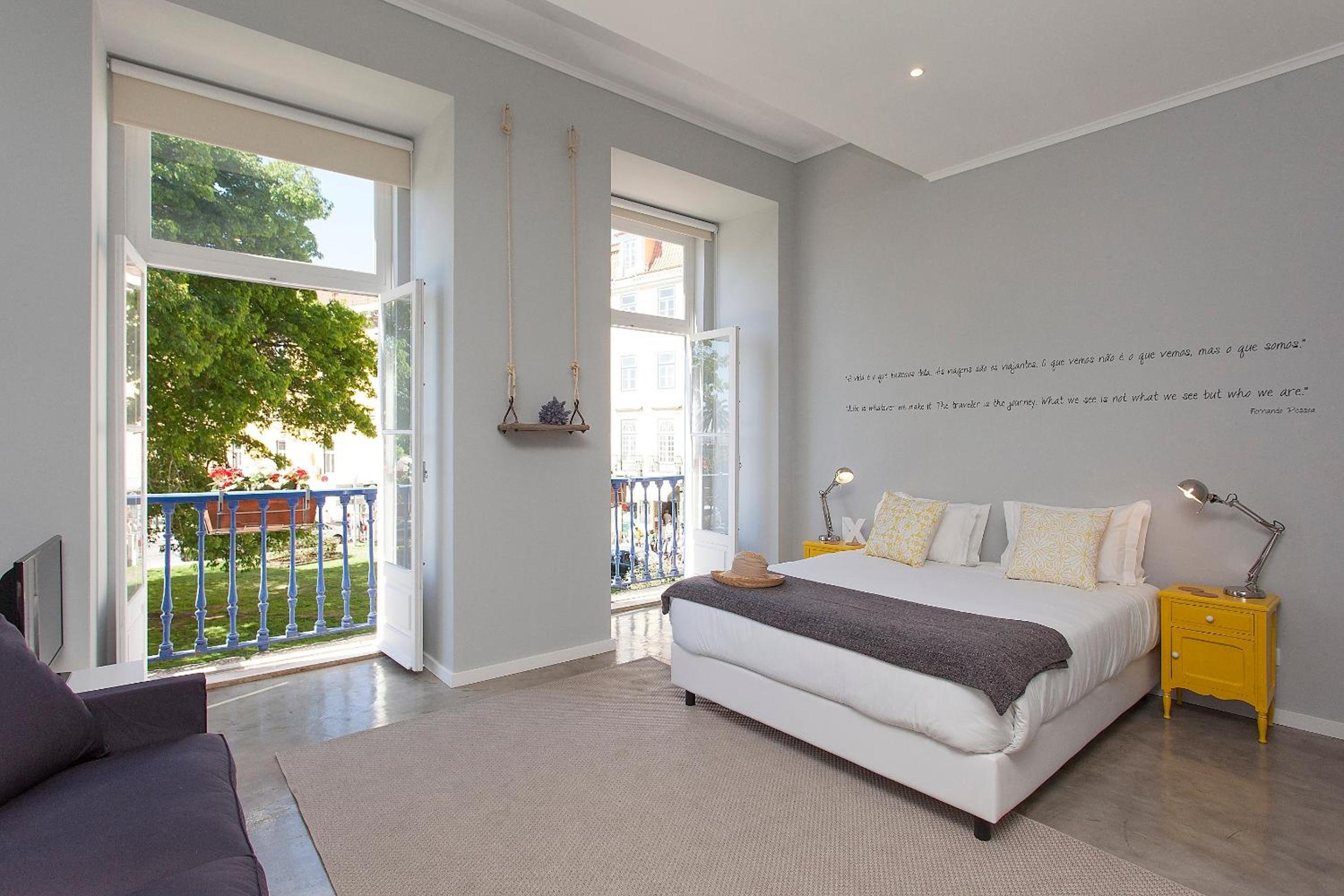 Standard Suite with Kitchenette and River View photo 1